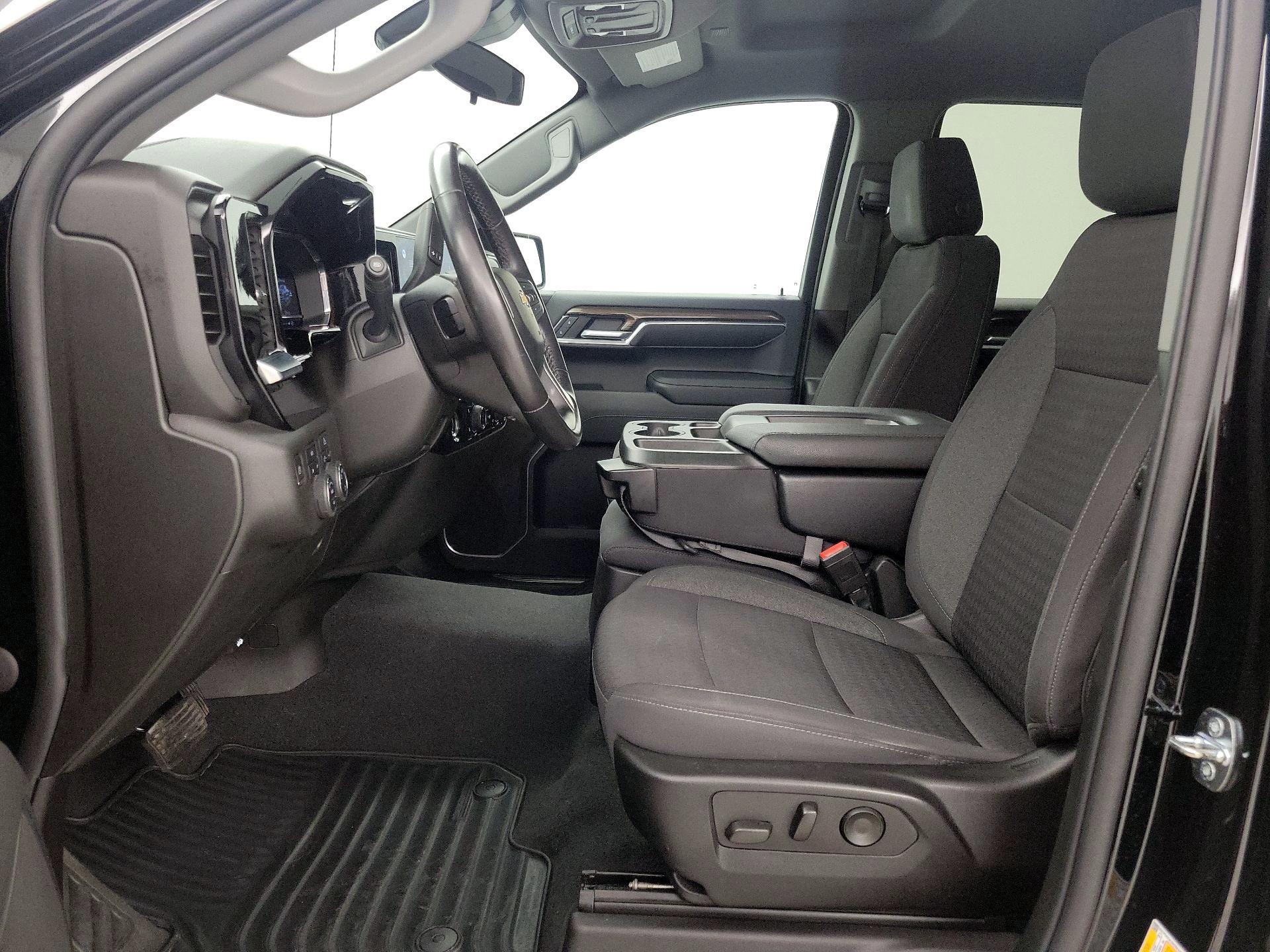 Thumbnail: 2022 Chevrolet Silverado 1500 - 11