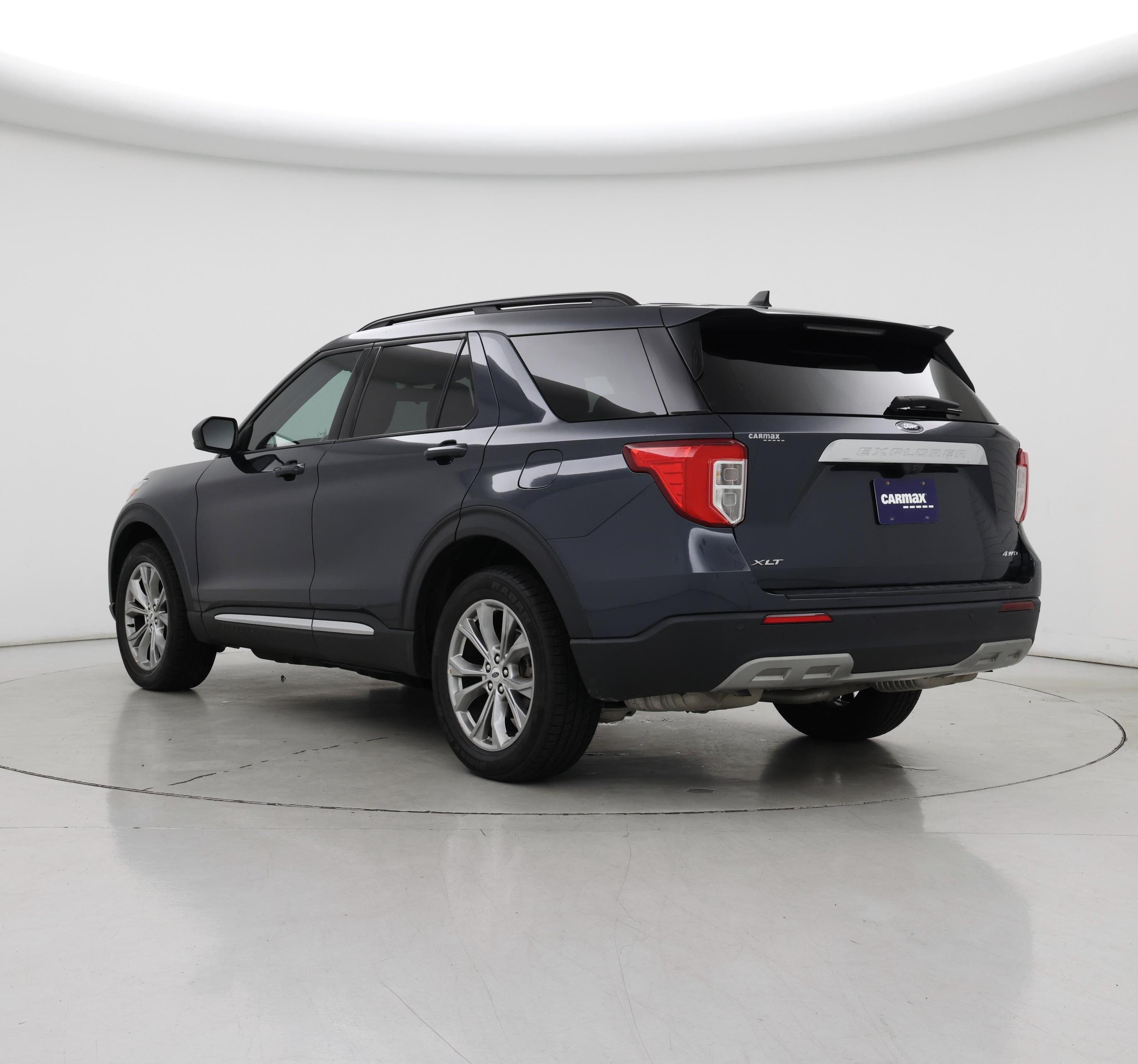 Thumbnail: 2022 Ford Explorer - 2
