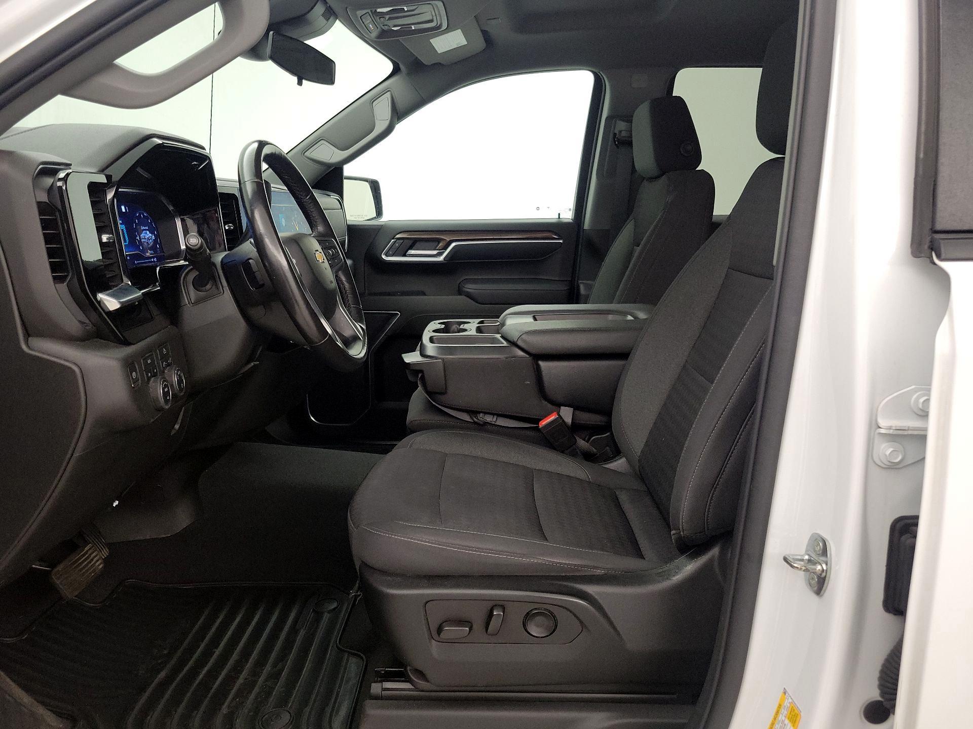 Thumbnail: 2022 Chevrolet Silverado 1500 - 11