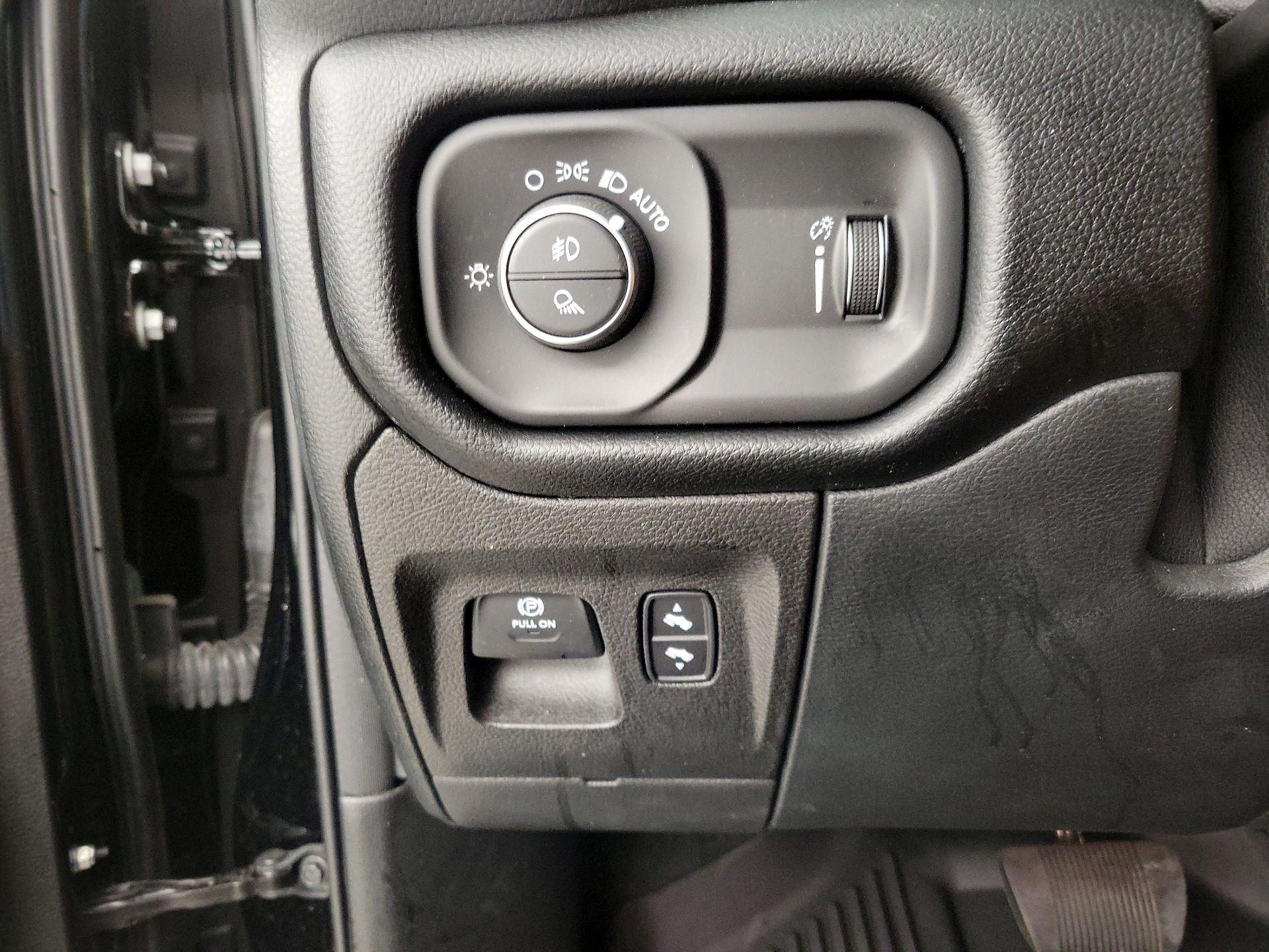 Thumbnail: 2022 RAM 1500 - 13