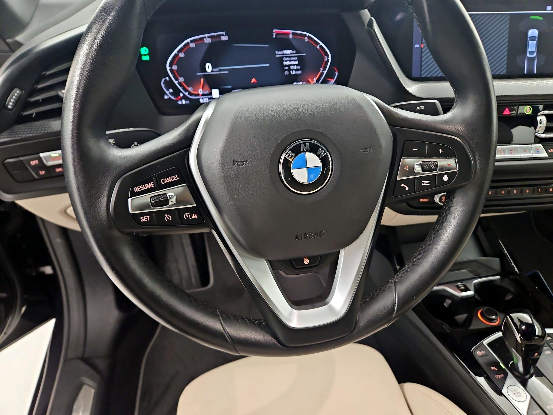 Thumbnail: 2022 BMW 2 Series - 10