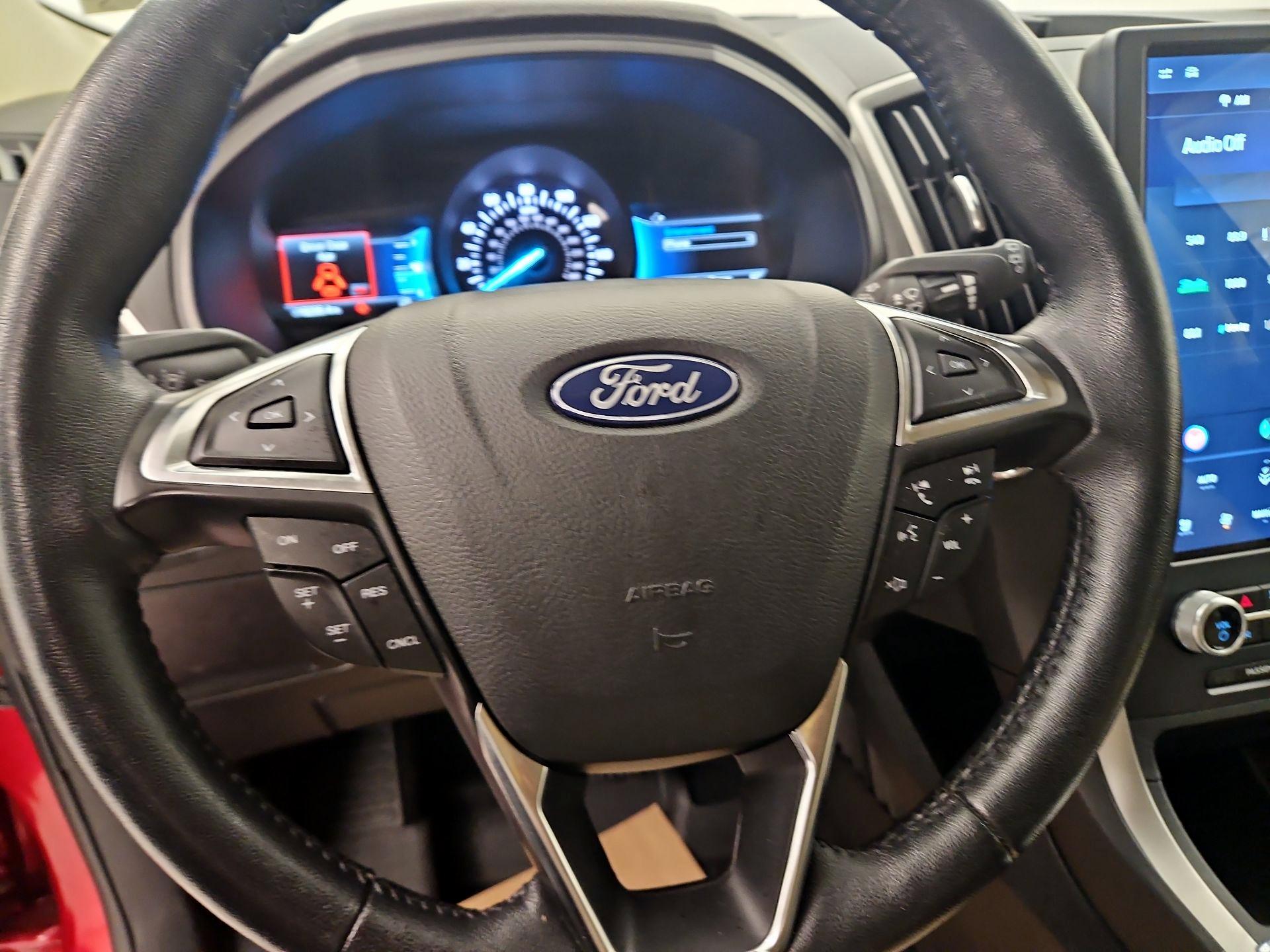 Thumbnail: 2022 Ford Edge - 10