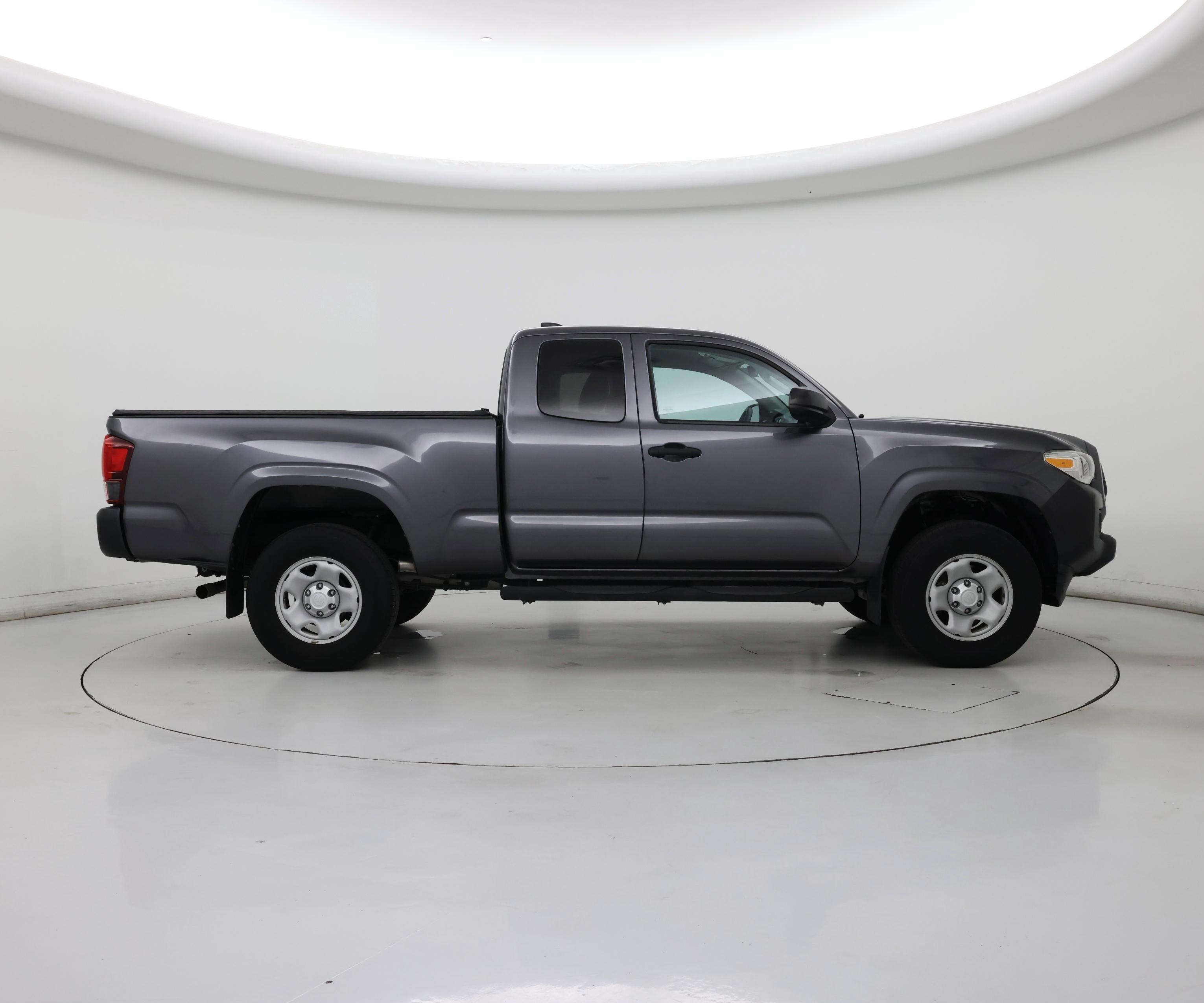 Thumbnail: 2020 Toyota Tacoma - 7