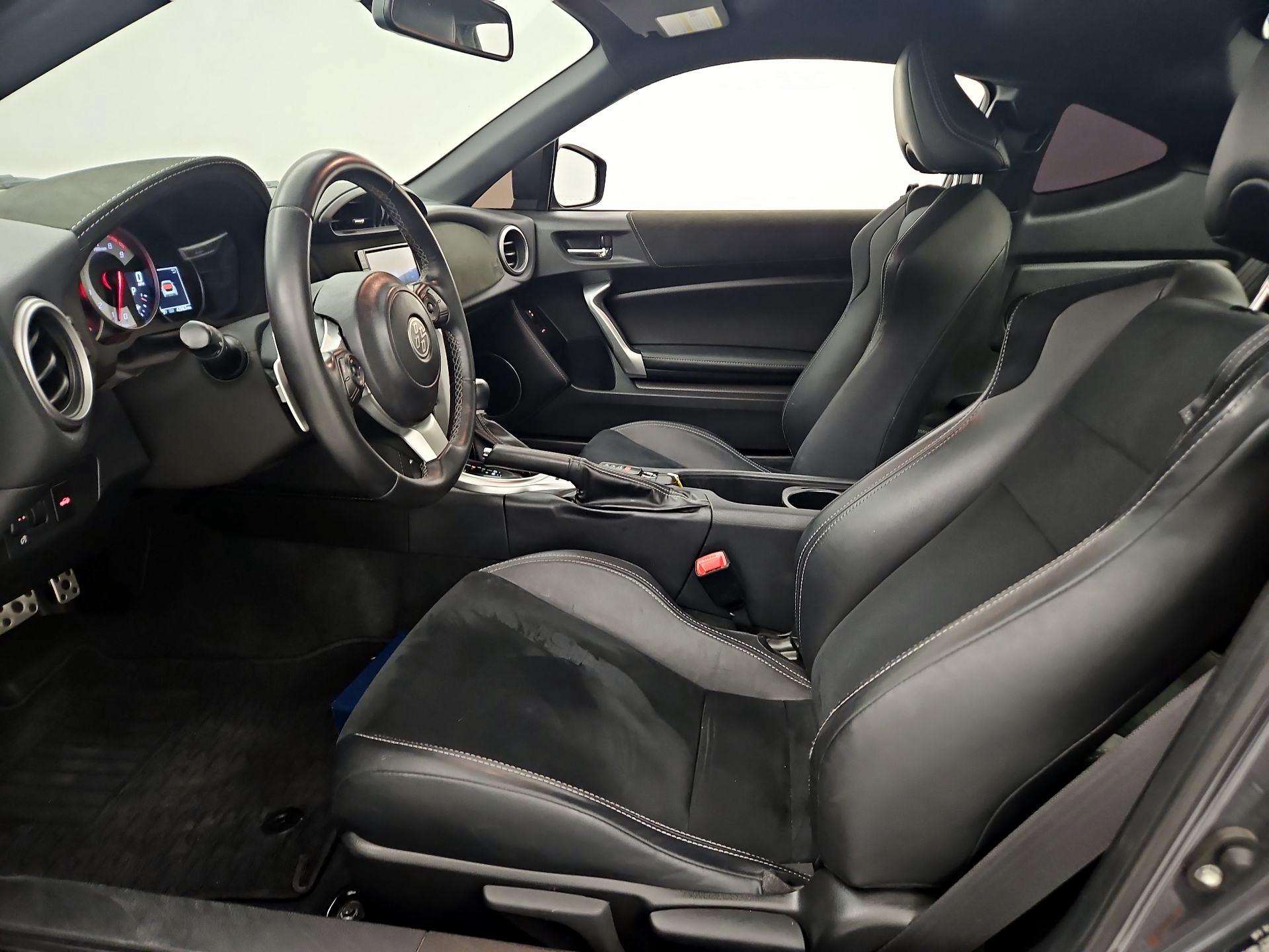 Thumbnail: 2020 Toyota 86 - 11