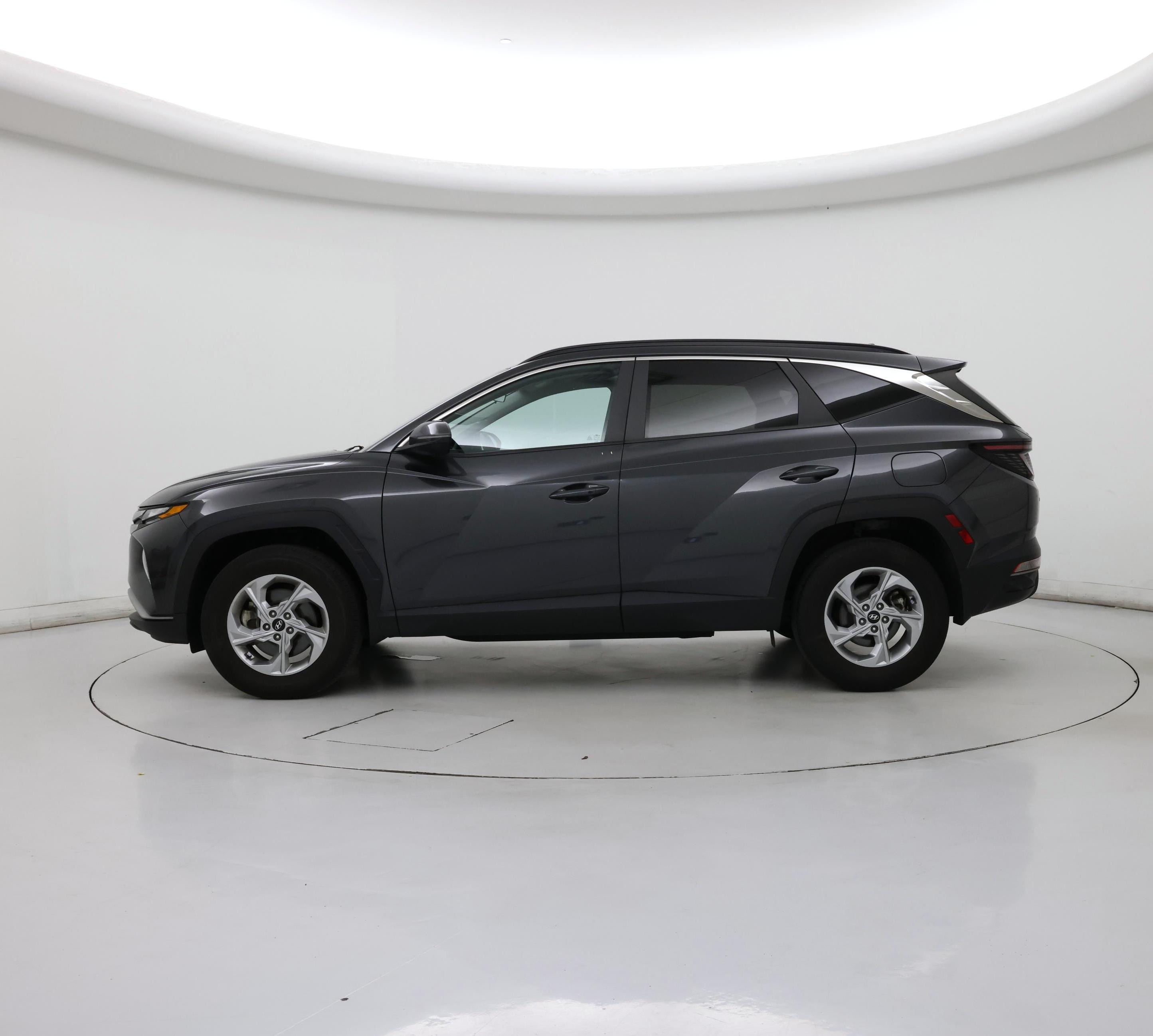 Thumbnail: 2022 Hyundai Tucson - 3