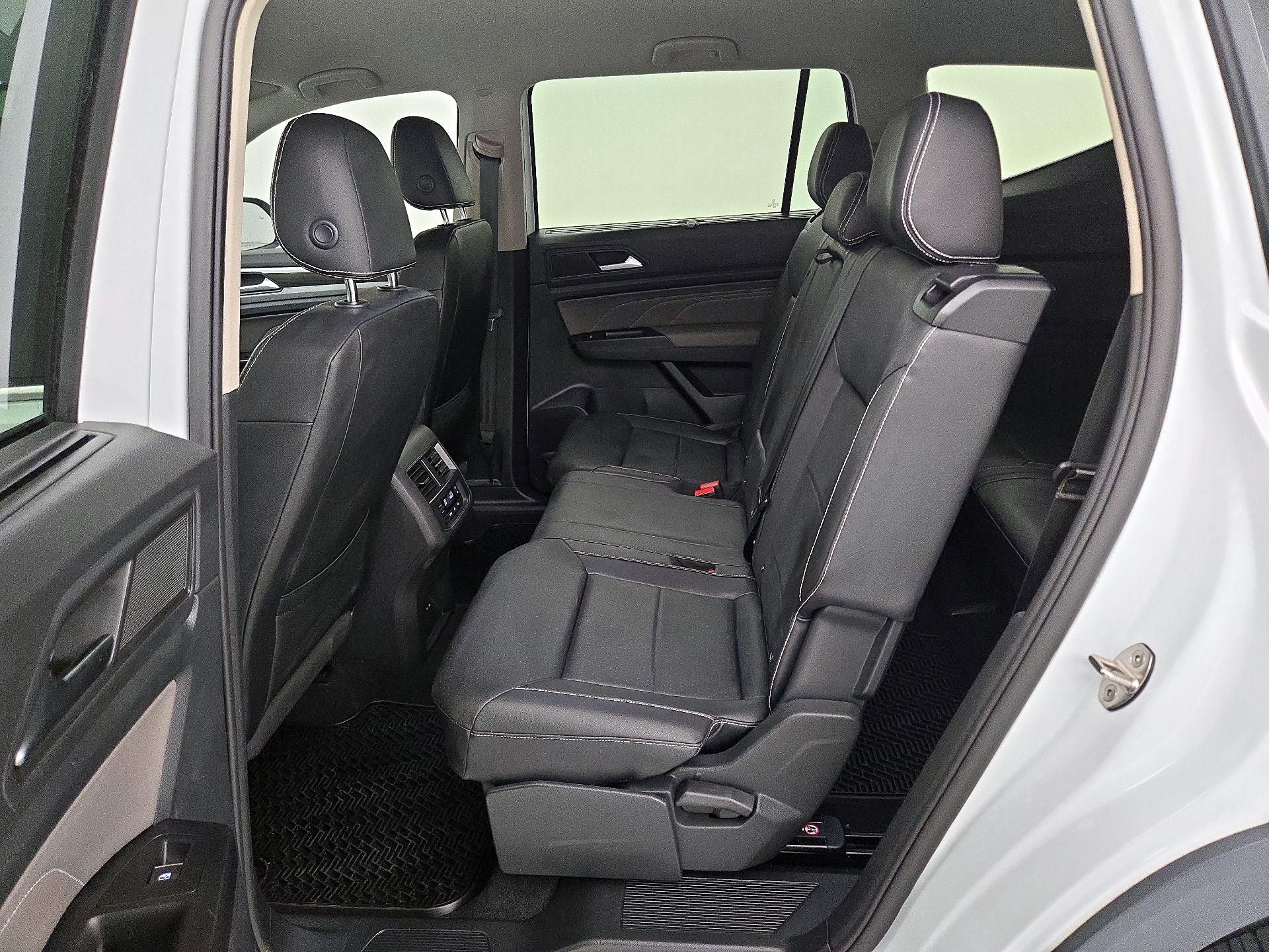 Thumbnail: 2021 Volkswagen Atlas - 19