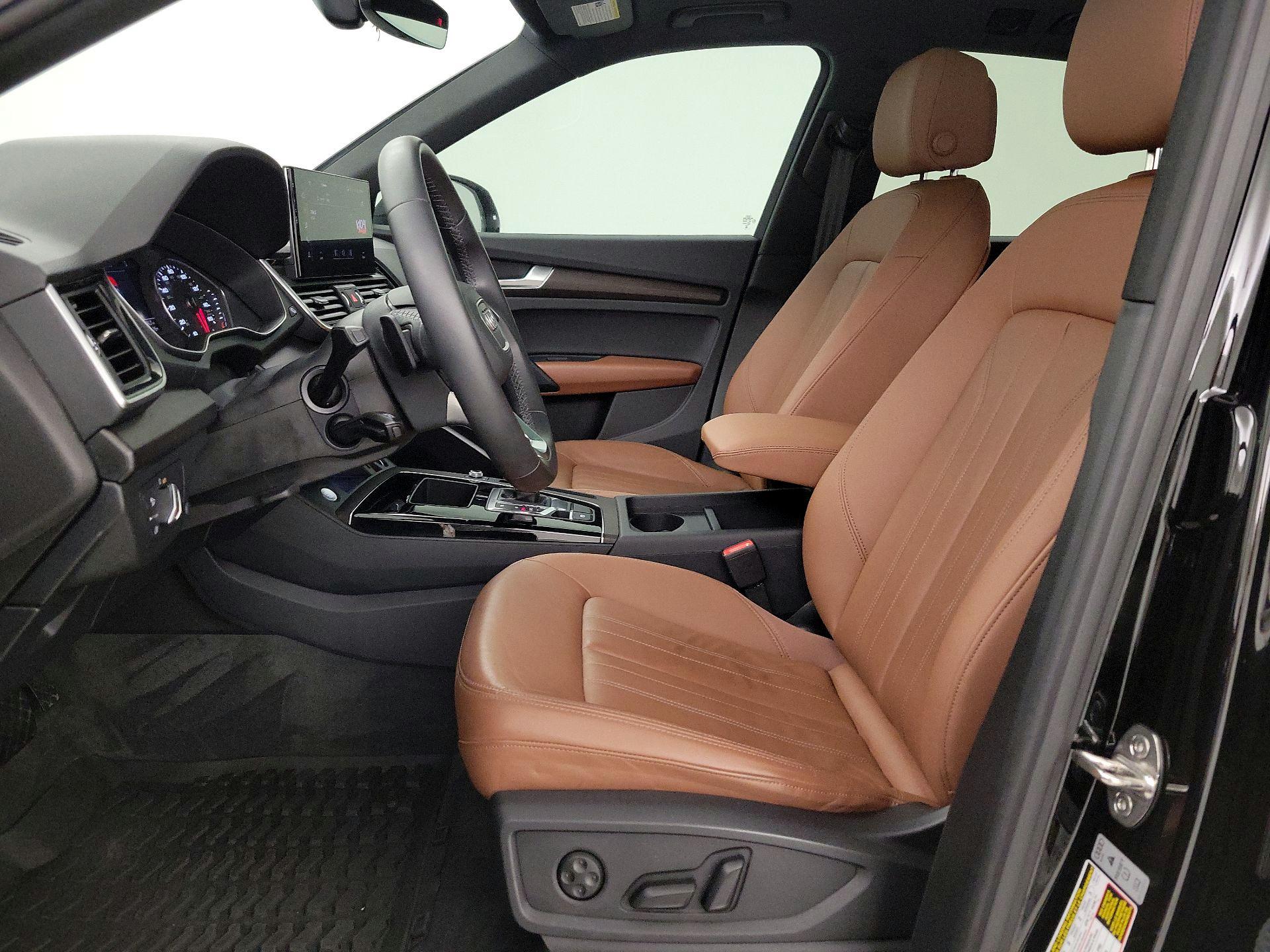 Thumbnail: 2023 Audi Q5 - 11