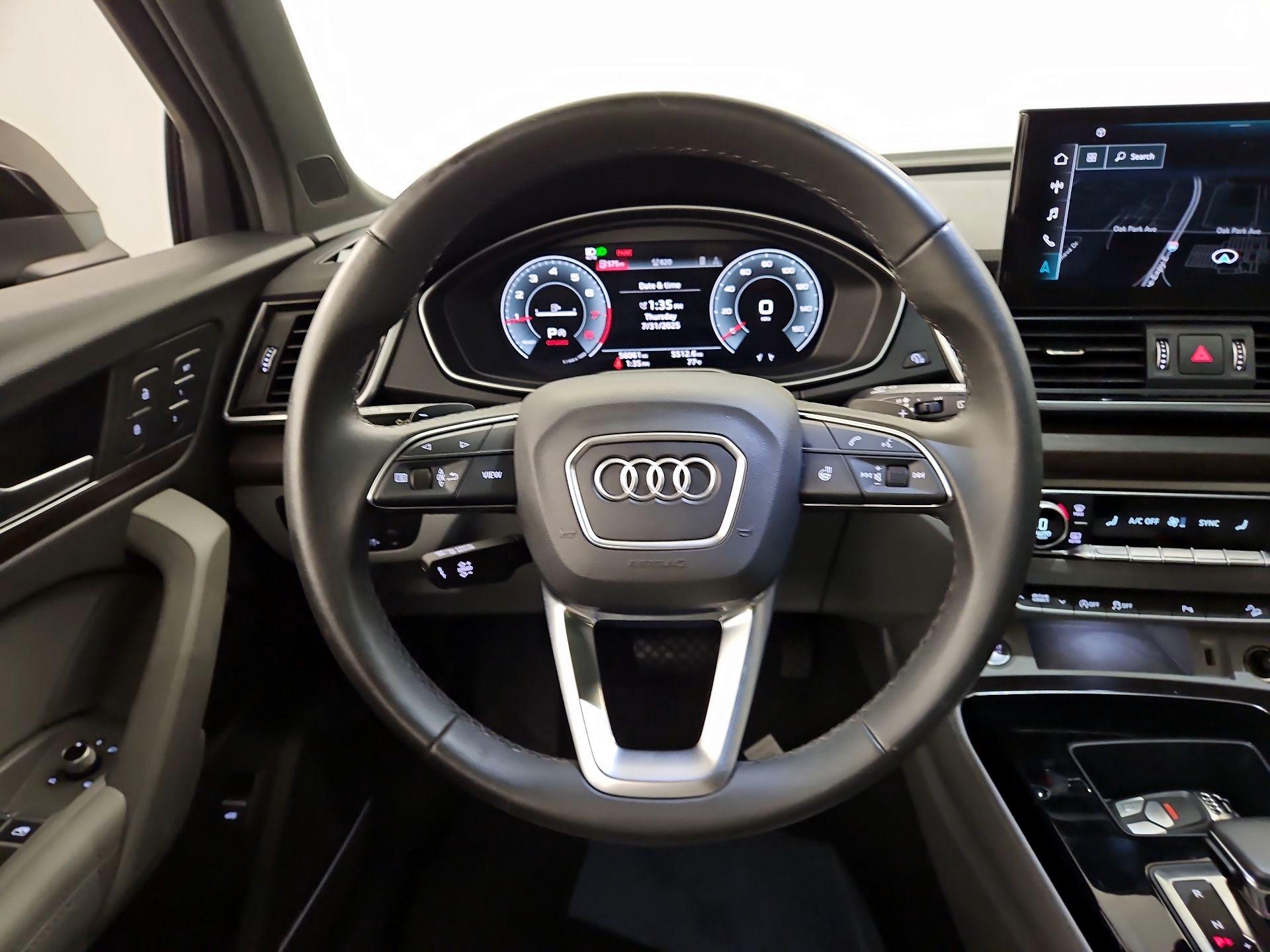 Thumbnail: 2022 Audi Q5 - 10