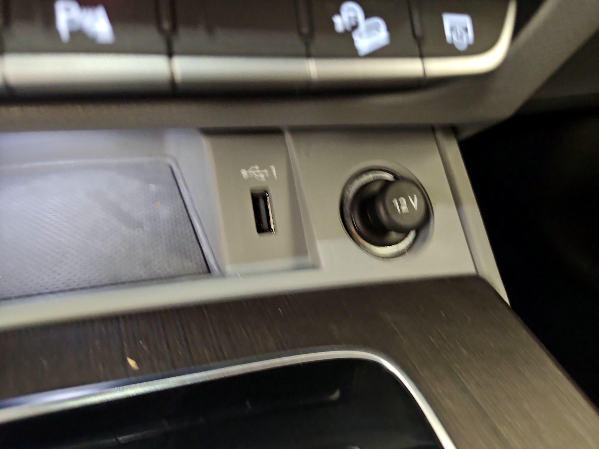 Thumbnail: 2022 Audi Q5 - 19