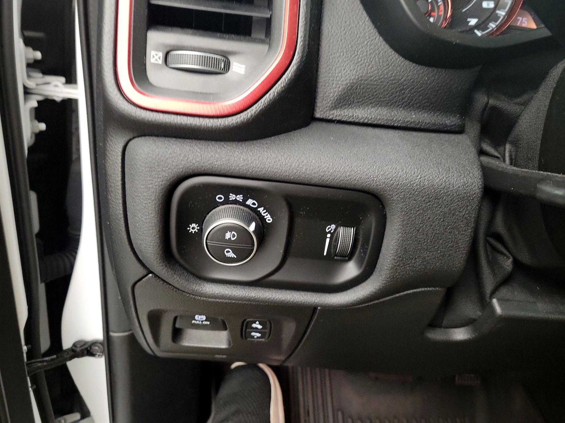 Thumbnail: 2021 RAM 1500 - 13