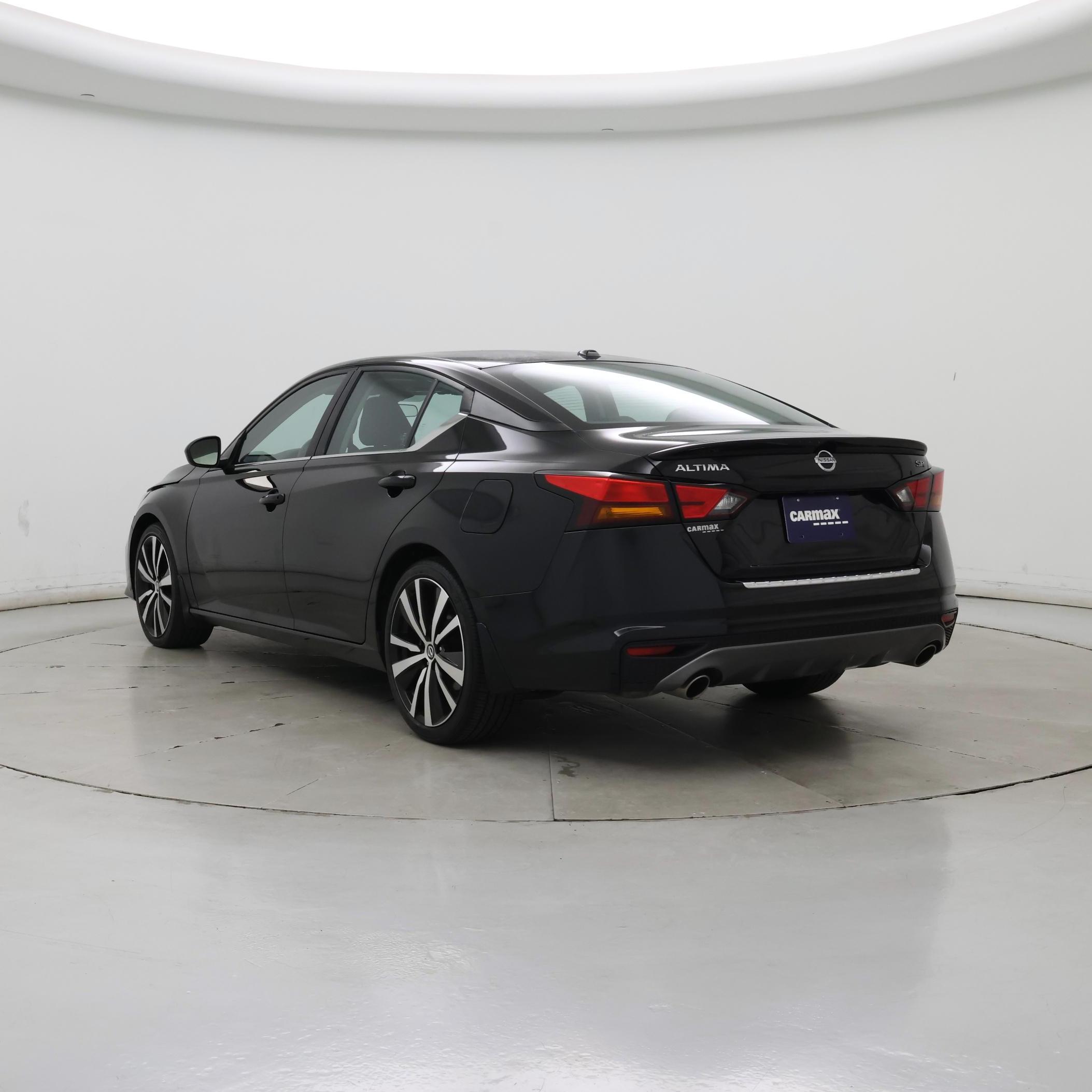Thumbnail: 2022 Nissan Altima - 2
