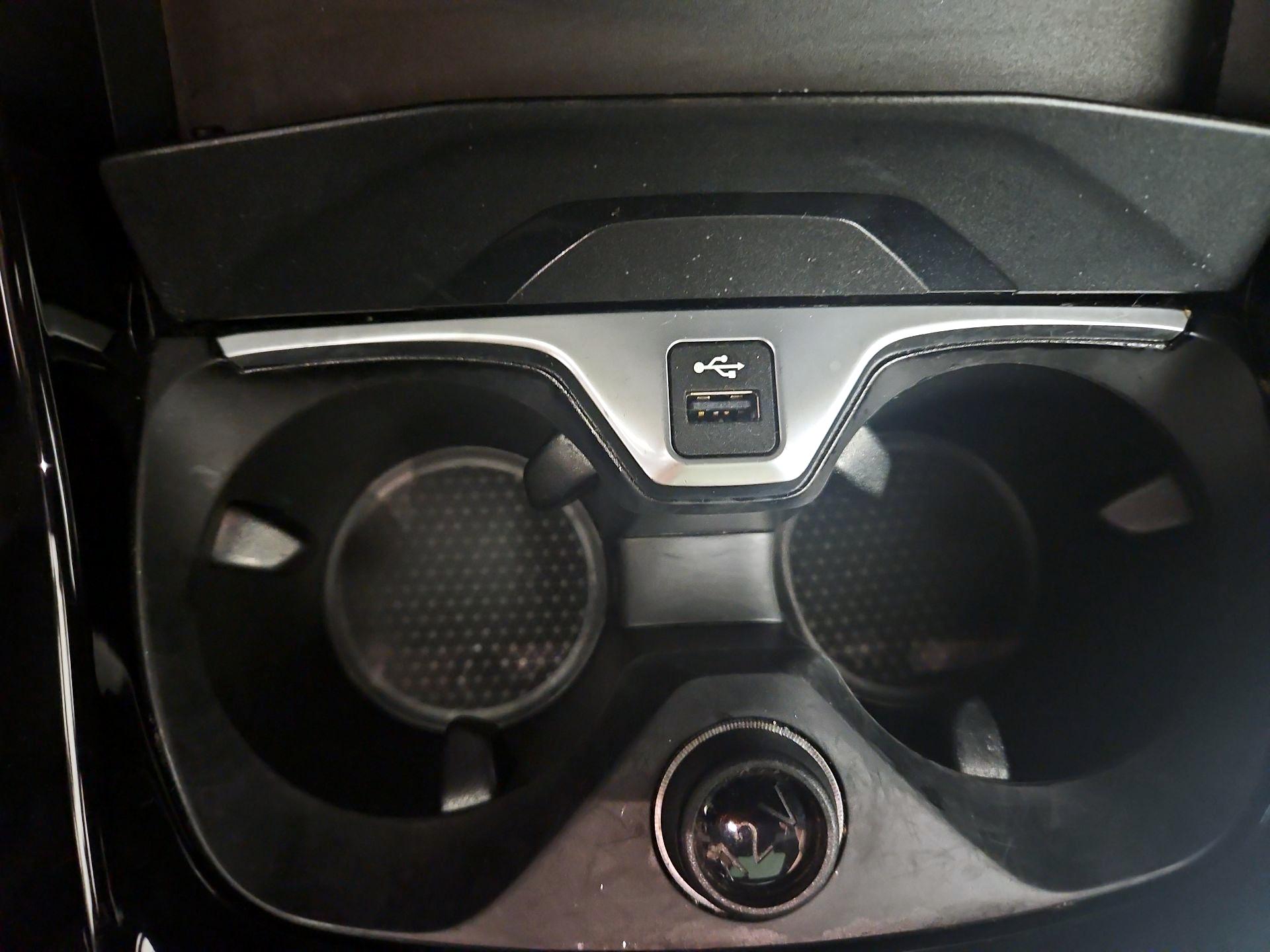Thumbnail: 2024 BMW 2 Series - 19