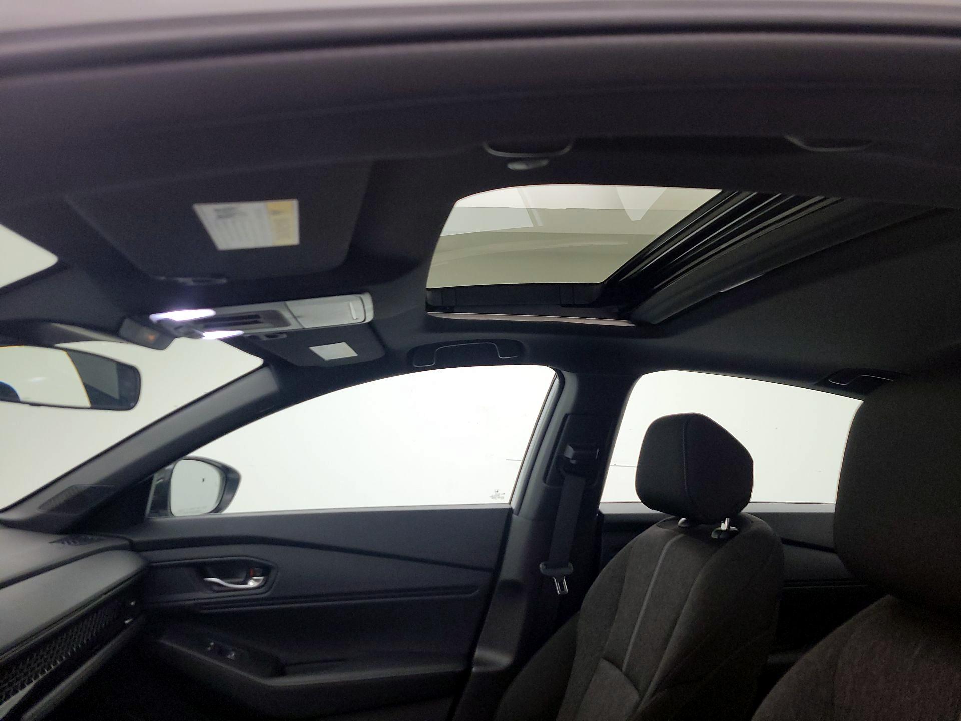Thumbnail: 2023 Honda Accord - 18