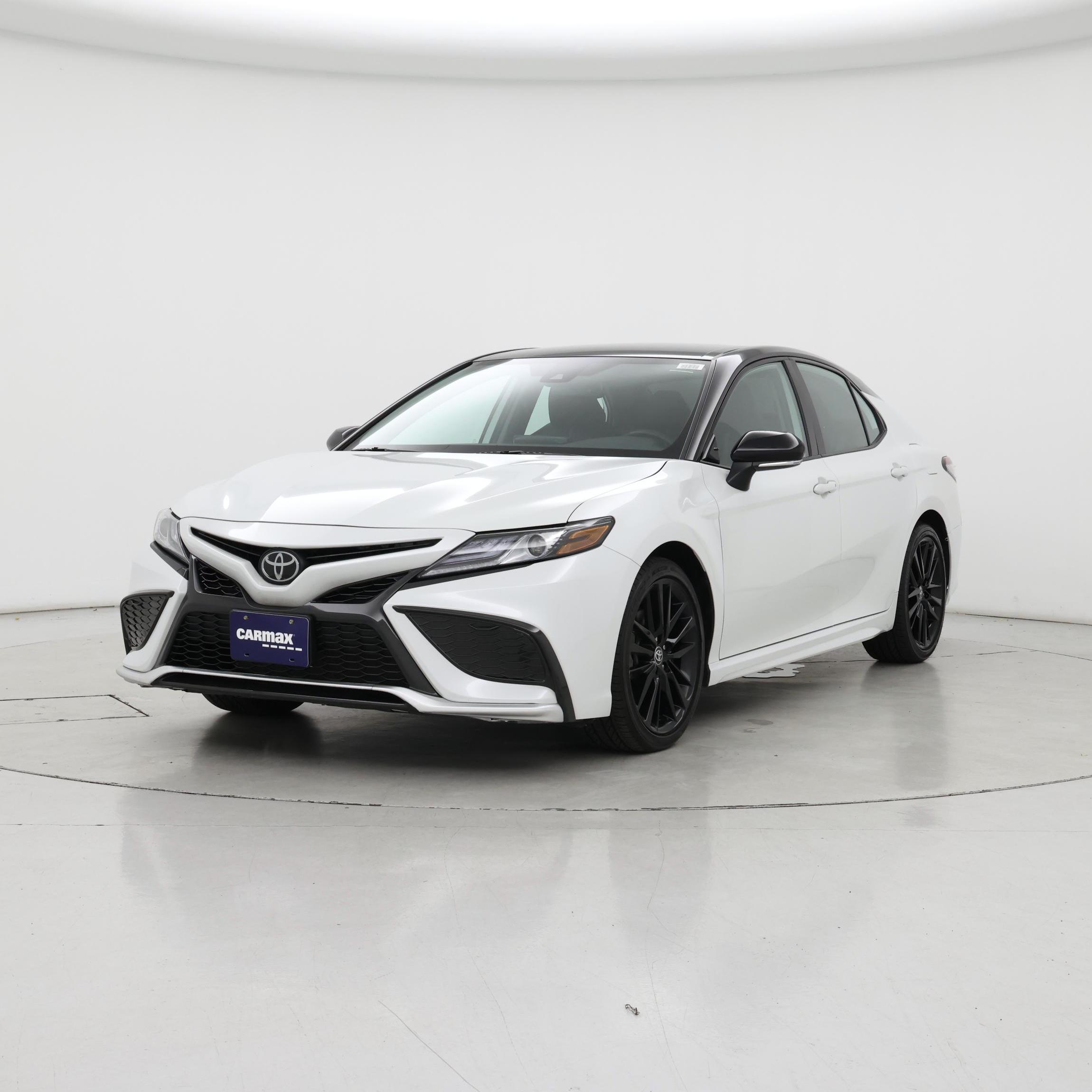 Thumbnail: 2023 Toyota Camry - 4