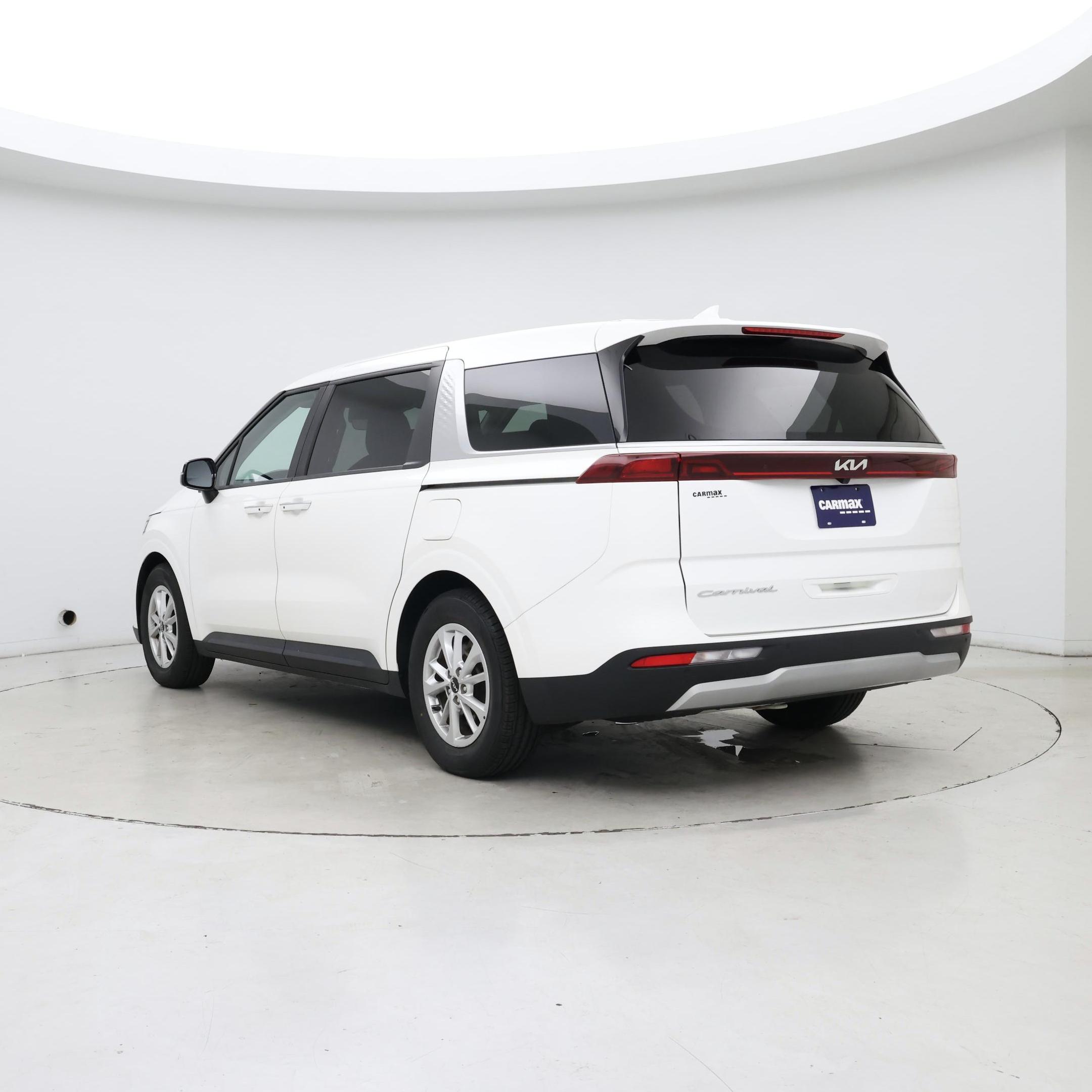 Thumbnail: 2022 Kia Carnival - 2