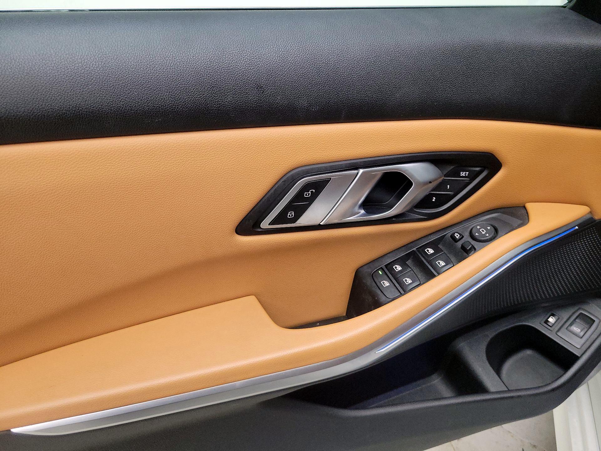 Thumbnail: 2022 BMW 3 Series - 12