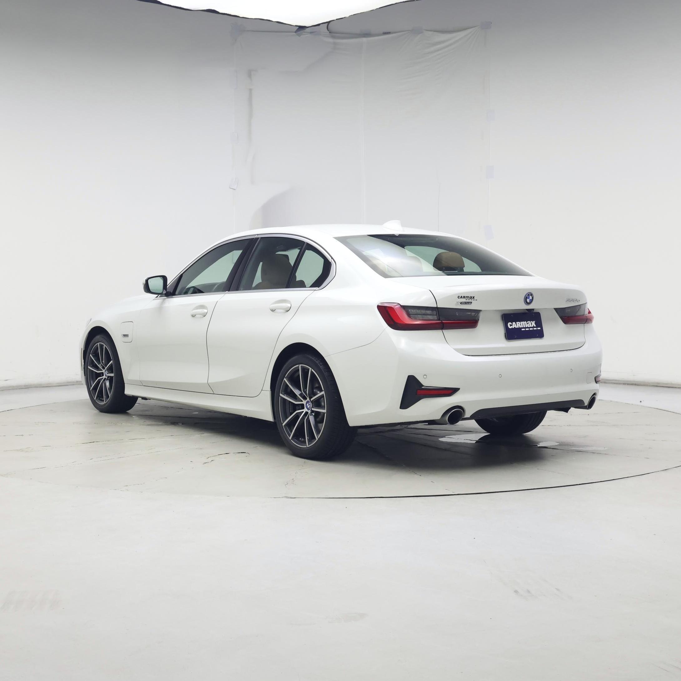 Thumbnail: 2022 BMW 3 Series - 2