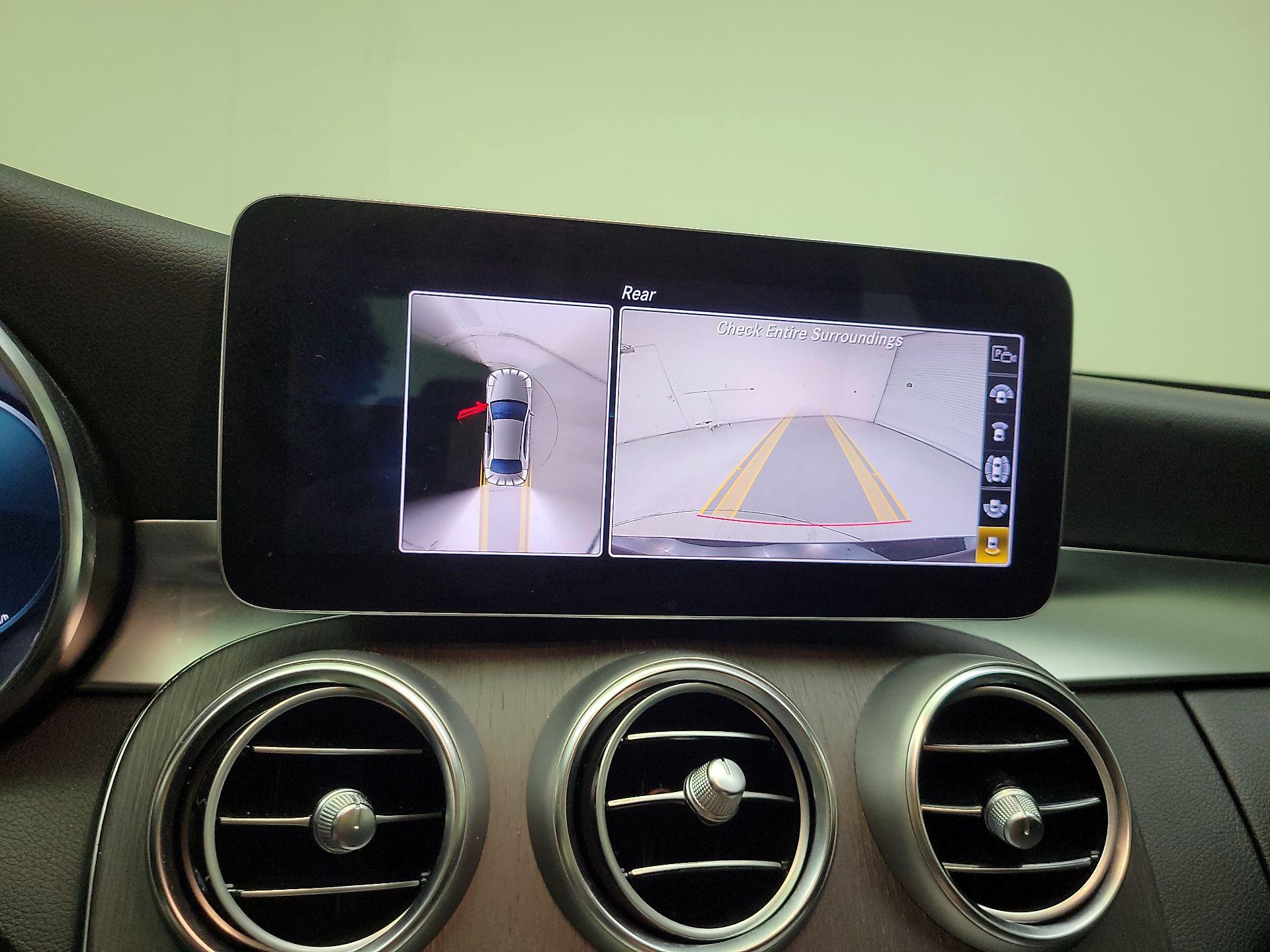 Thumbnail: 2021 Mercedes-Benz C-Class - 14