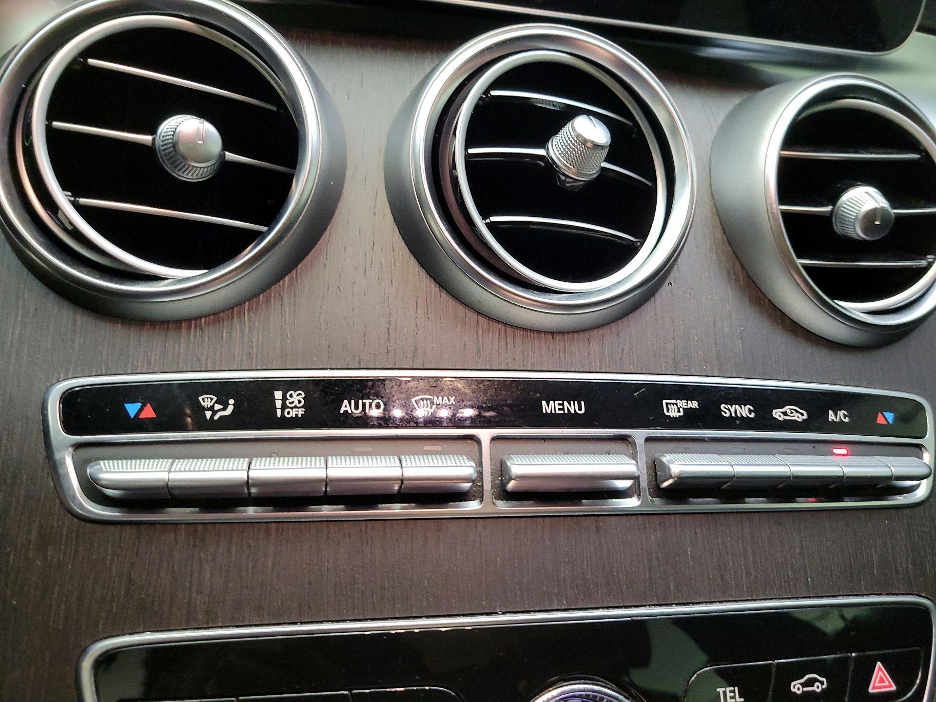 Thumbnail: 2021 Mercedes-Benz C-Class - 16