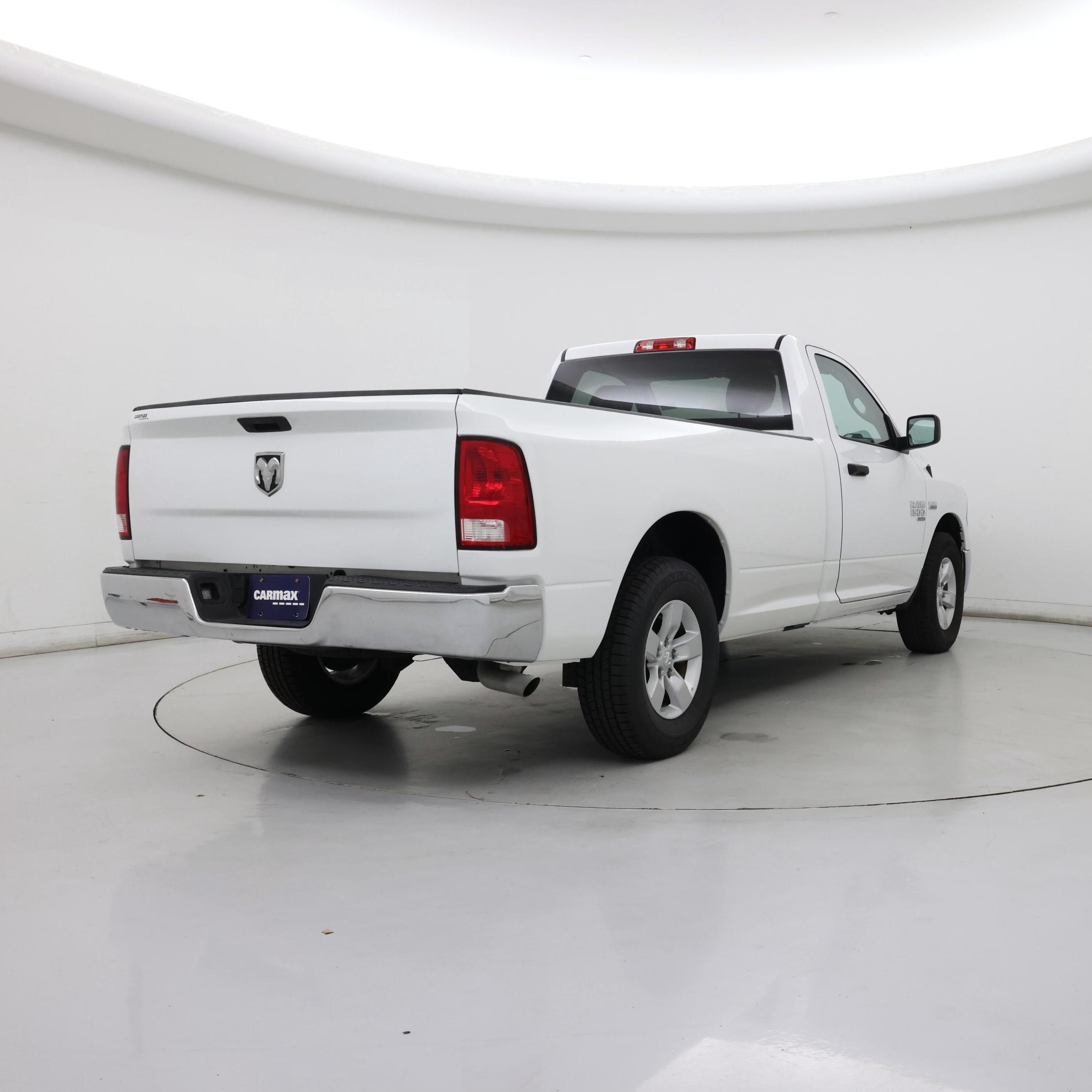 Thumbnail: 2020 RAM 1500 Classic - 8