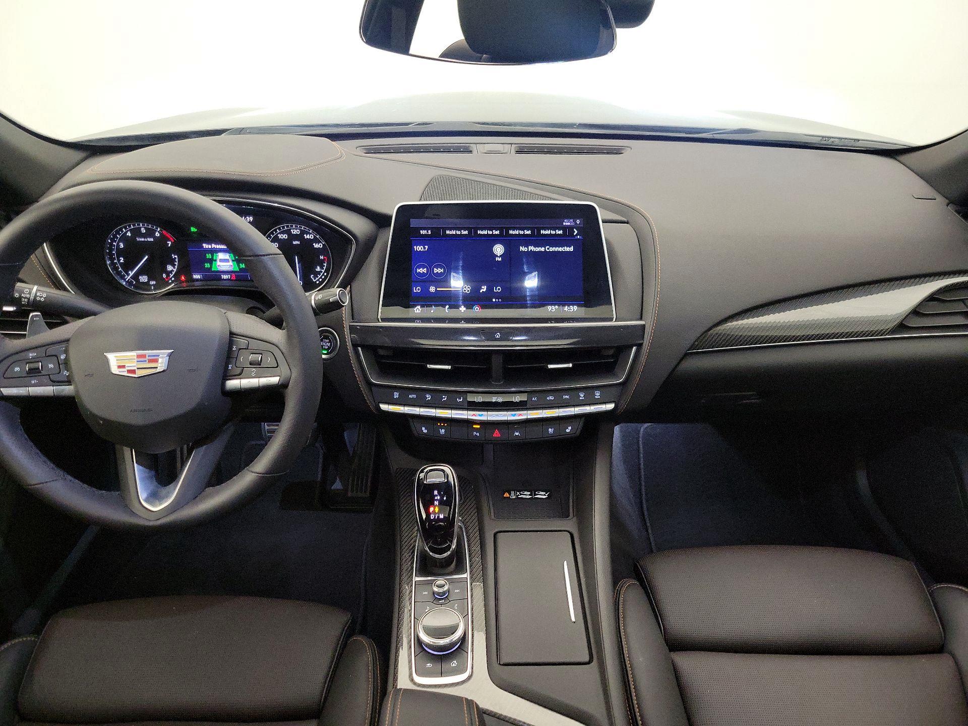 Thumbnail: 2022 Cadillac CT5 - 9