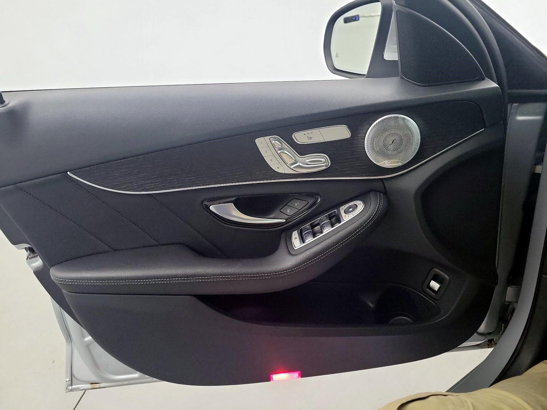 Thumbnail: 2021 Mercedes-Benz C-Class - 10