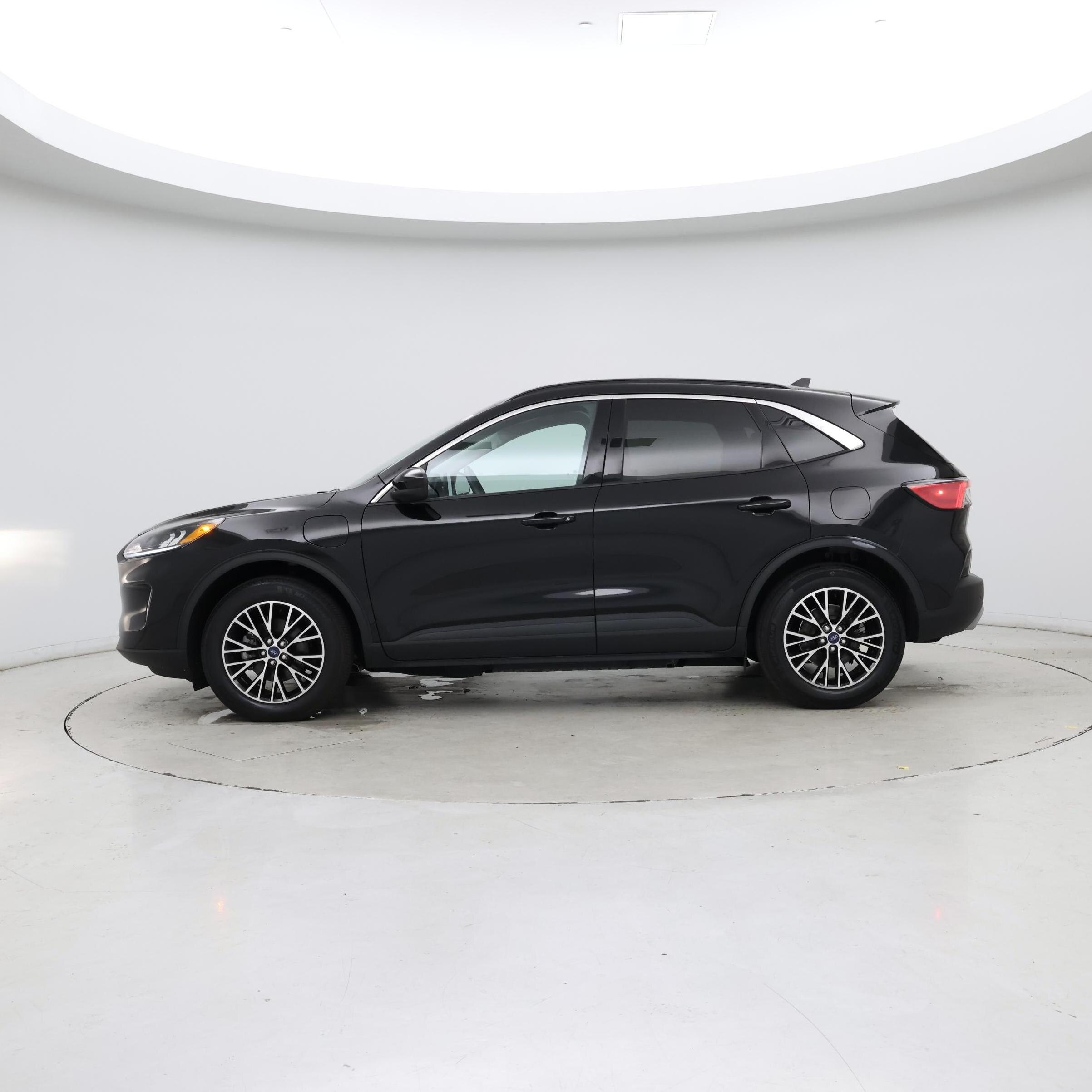 Thumbnail: 2022 Ford Escape - 3
