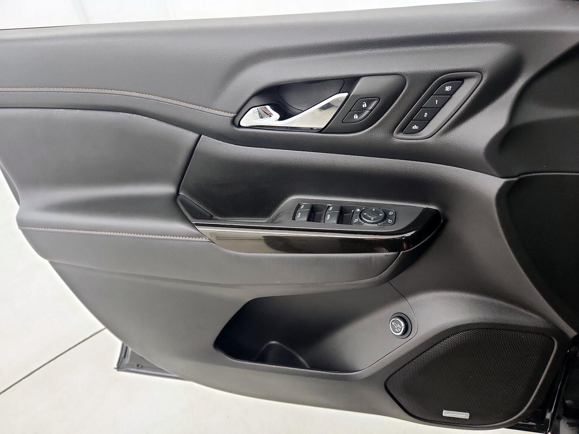 Thumbnail: 2022 GMC Acadia - 12