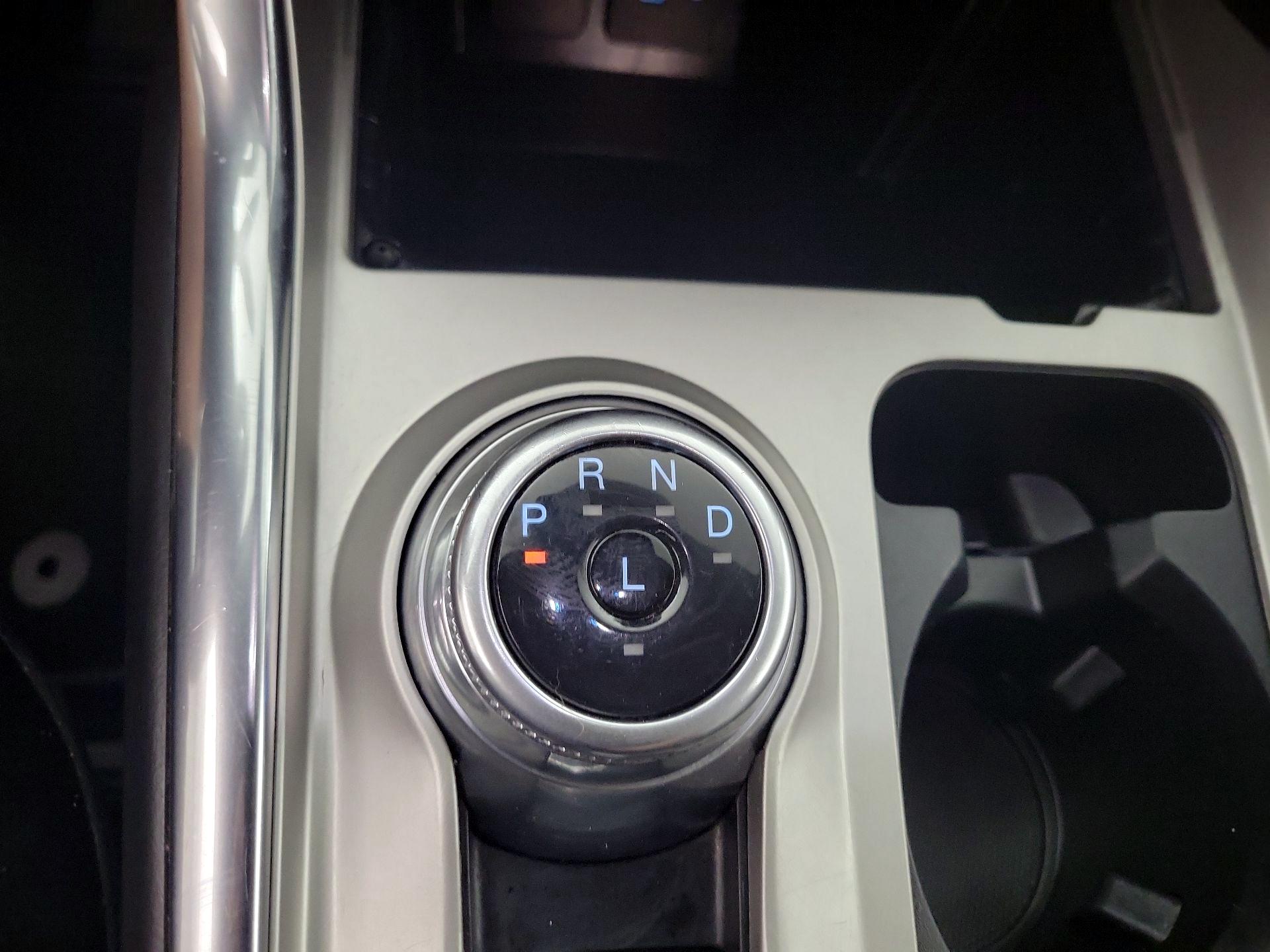 Thumbnail: 2022 Ford Explorer - 18