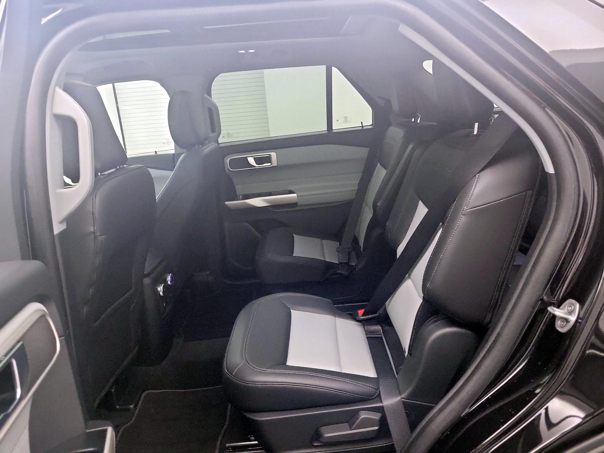 Thumbnail: 2022 Ford Explorer - 19