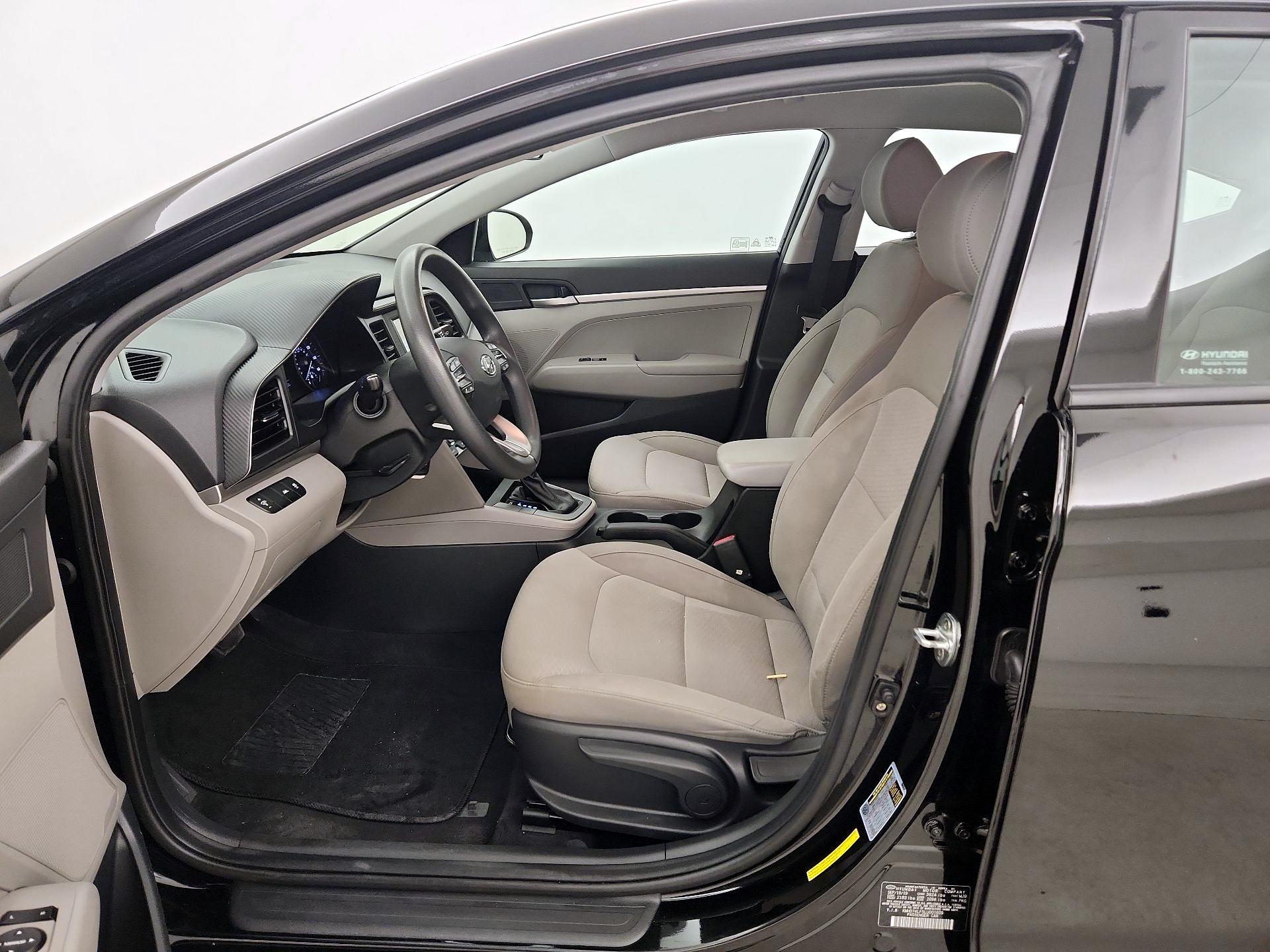 Thumbnail: 2020 Hyundai Elantra - 11