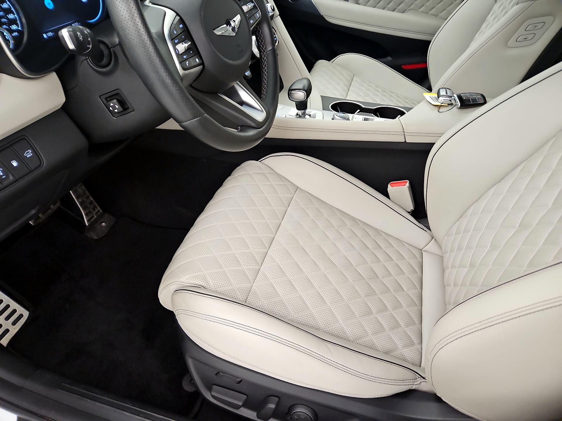 Thumbnail: 2023 Genesis G70 - 11