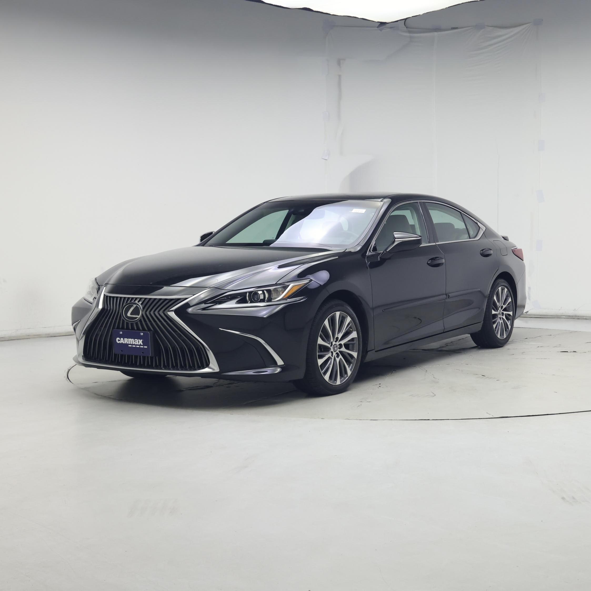 Thumbnail: 2021 Lexus ES - 4