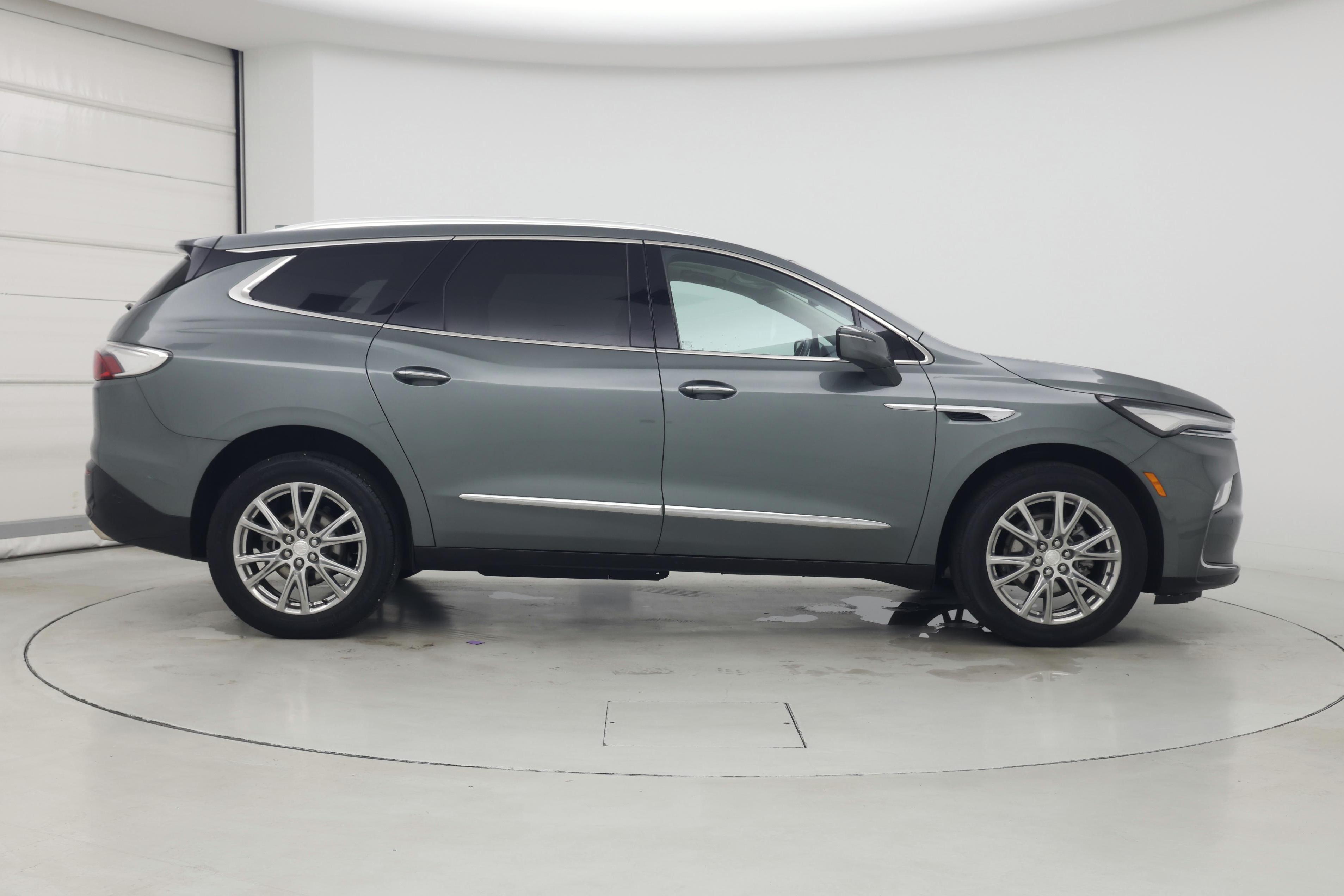 Thumbnail: 2022 Buick Enclave - 7