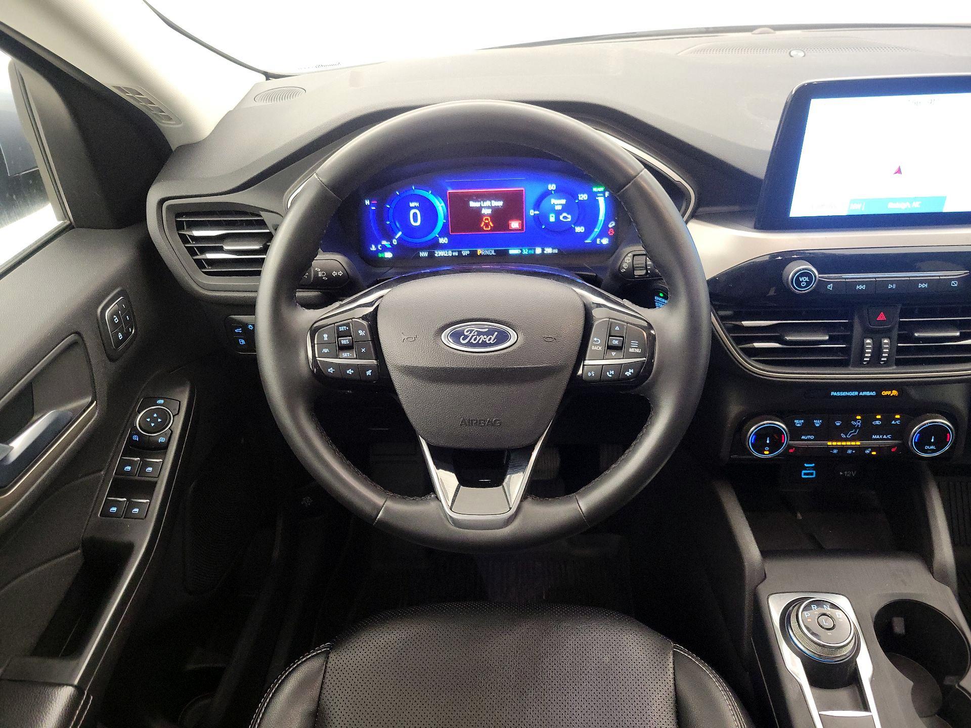 Thumbnail: 2022 Ford Escape - 10