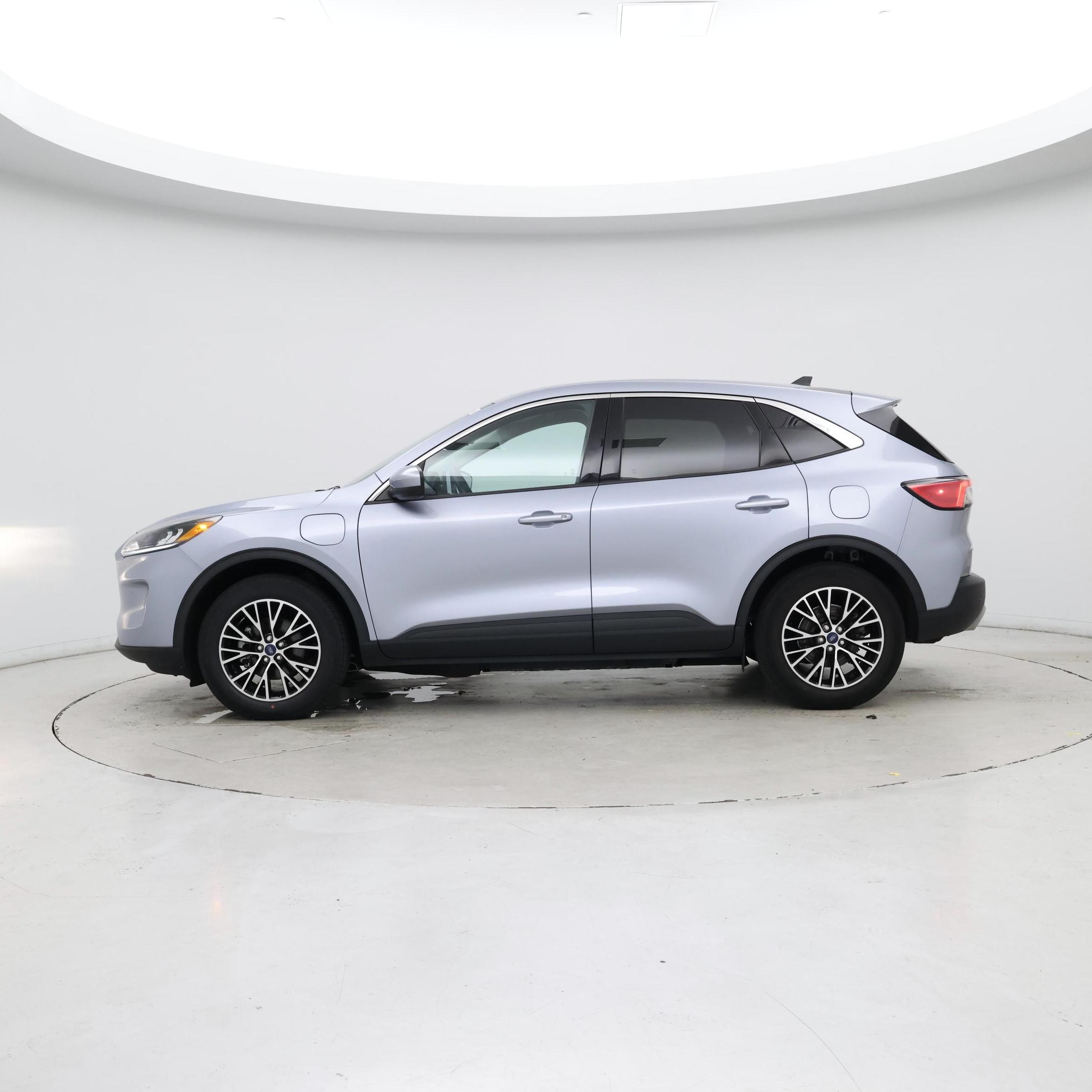Thumbnail: 2022 Ford Escape - 3