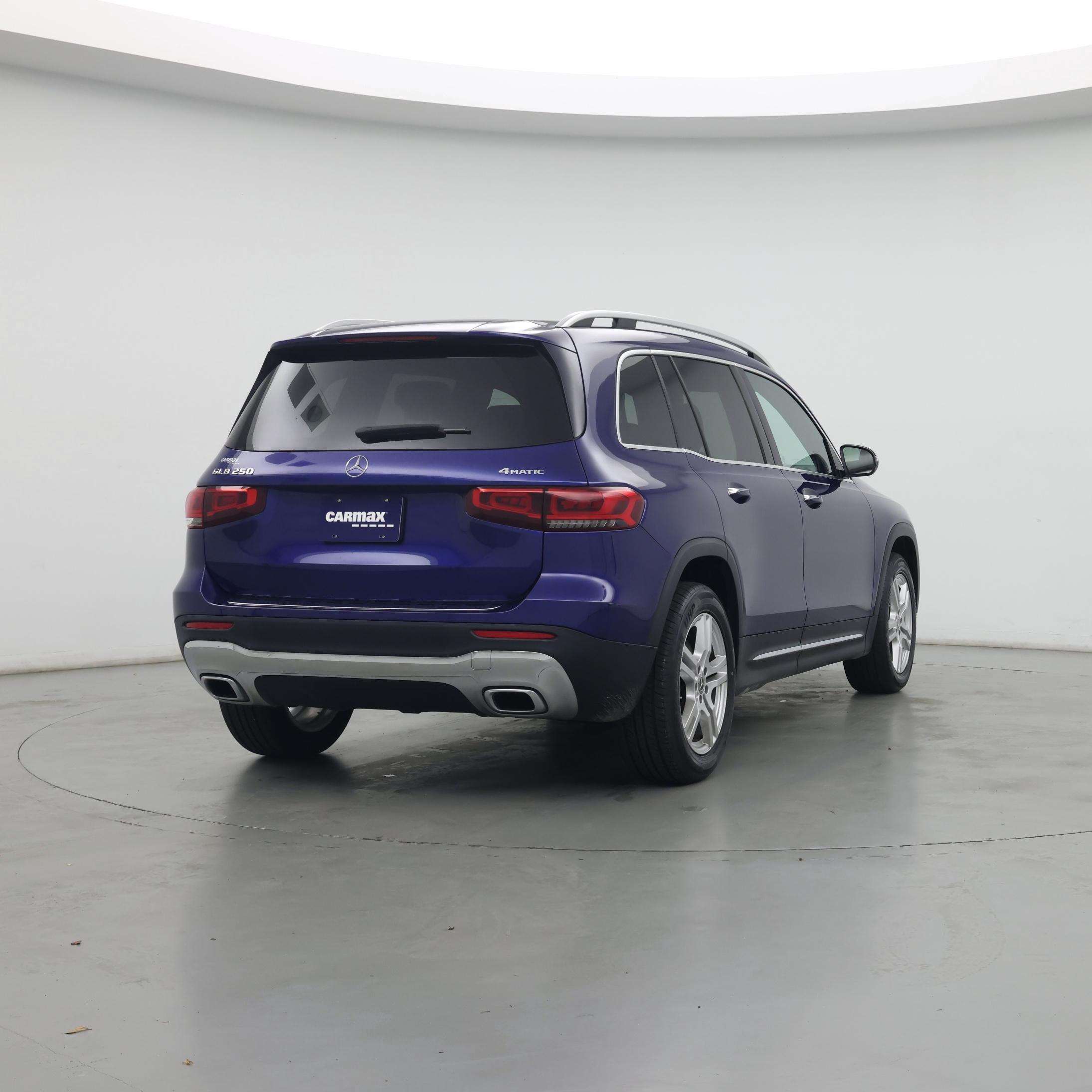 Thumbnail: 2021 Mercedes-Benz GLB - 2