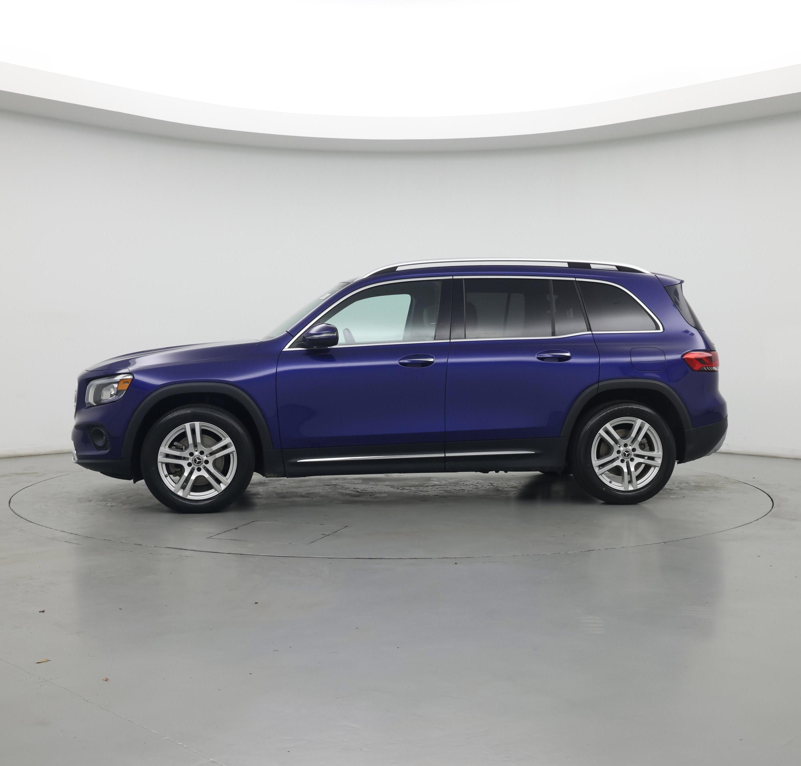 Thumbnail: 2021 Mercedes-Benz GLB - 4