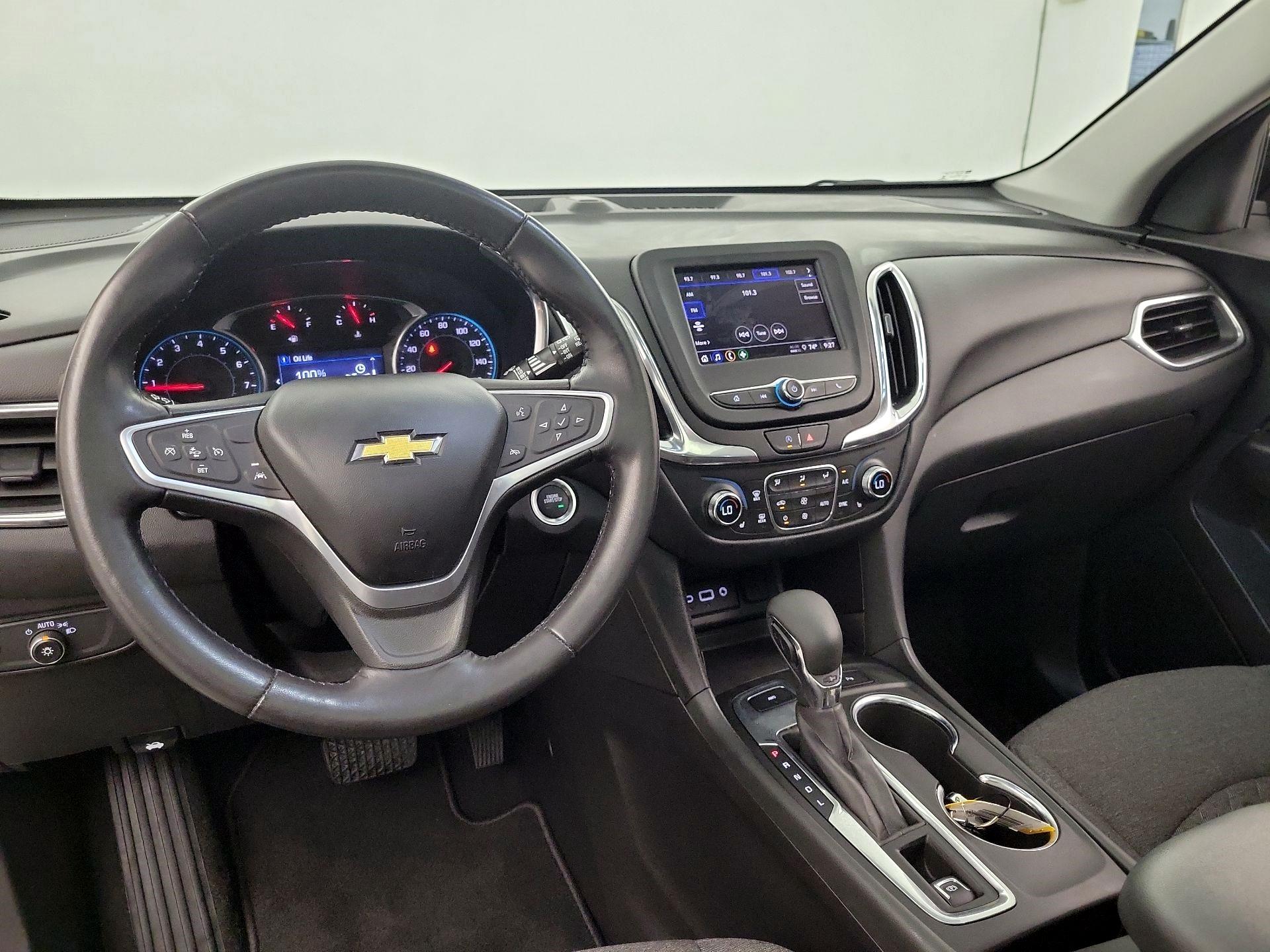 Thumbnail: 2022 Chevrolet Equinox - 8