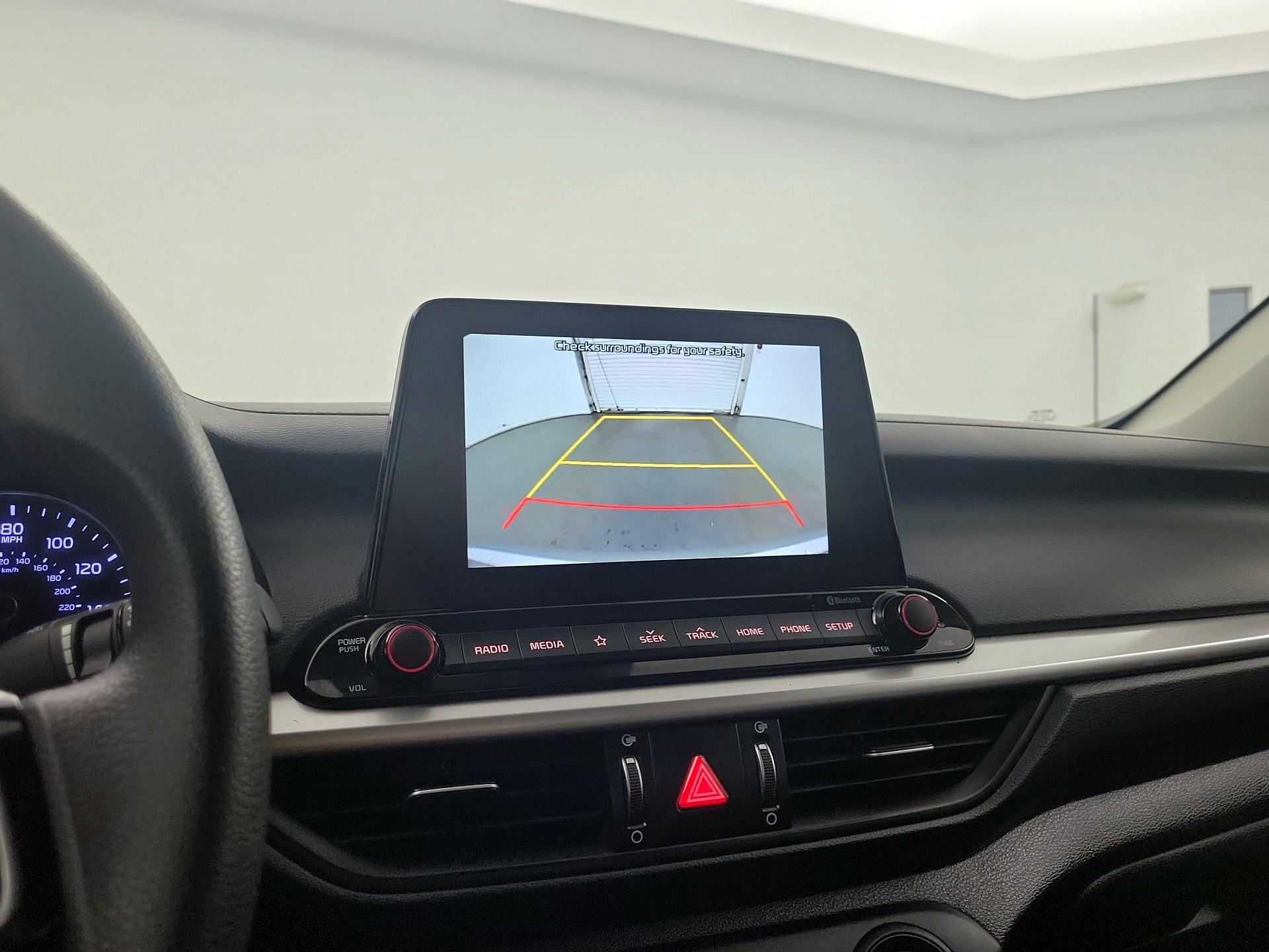 Thumbnail: 2020 Kia Forte - 12