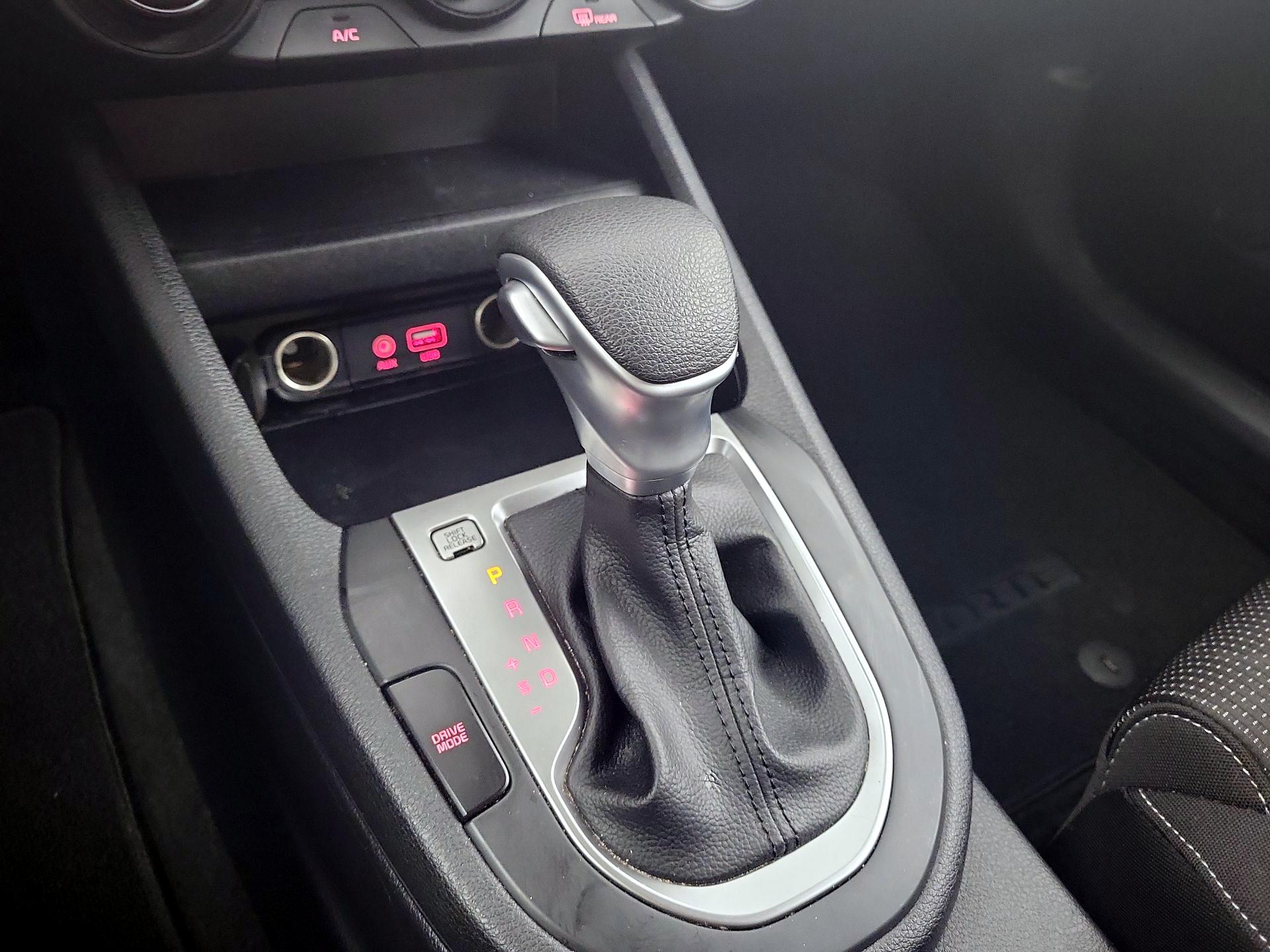 Thumbnail: 2020 Kia Forte - 15