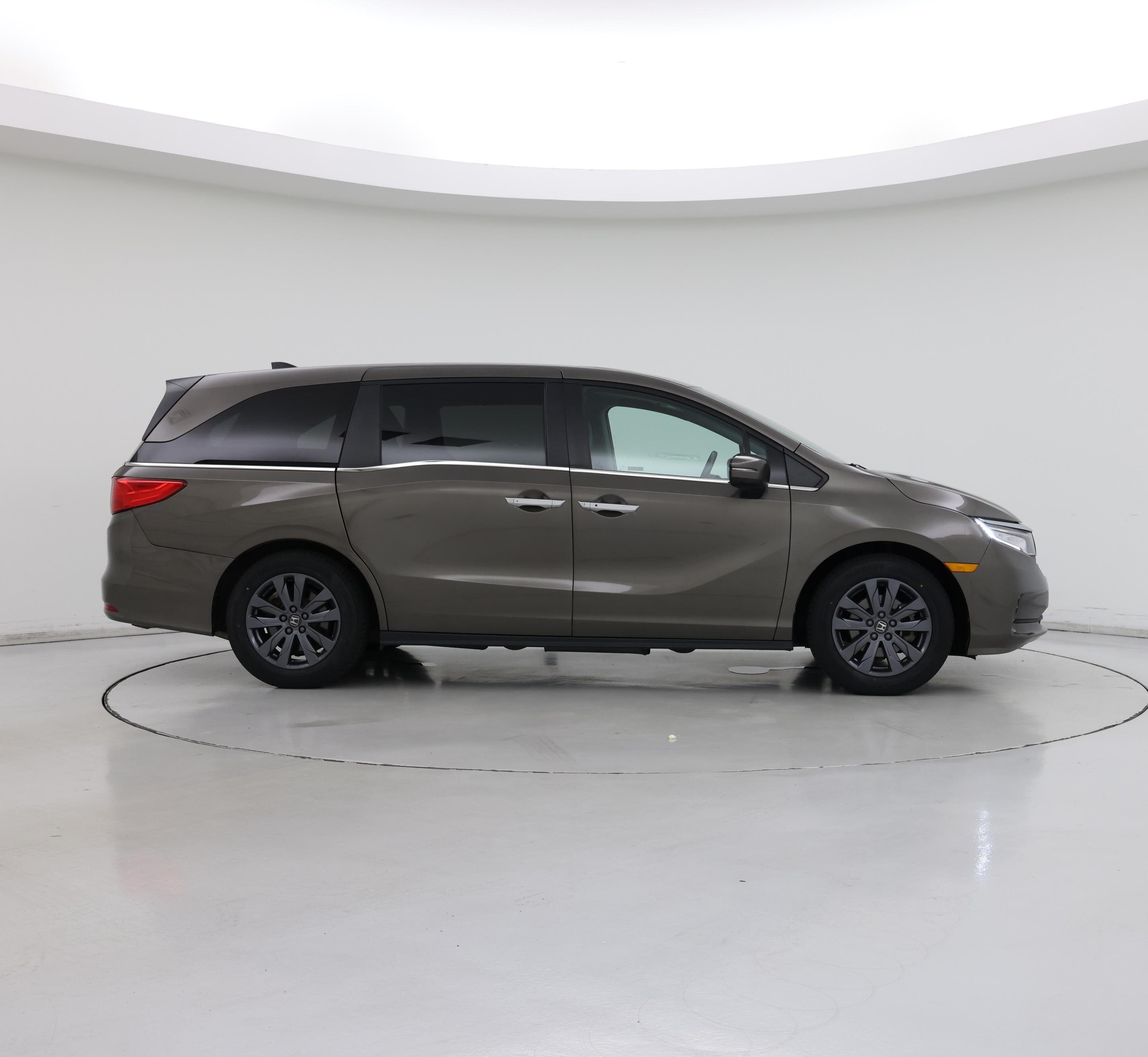 Thumbnail: 2023 Honda Odyssey - 7