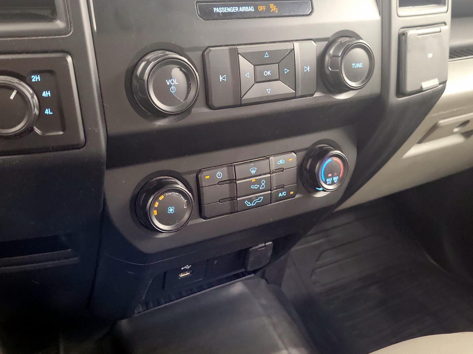 Thumbnail: 2020 Ford F-150 - 14