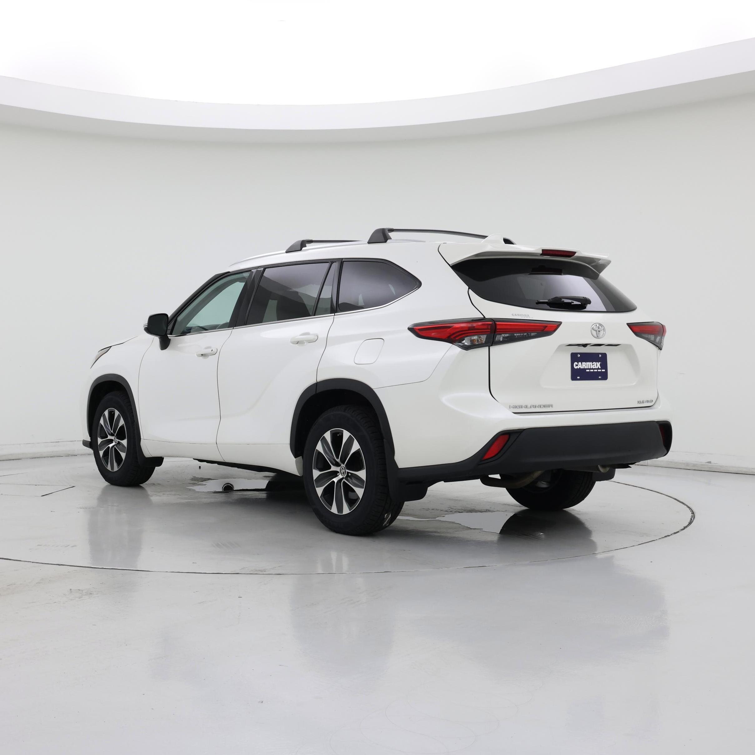 Thumbnail: 2021 Toyota Highlander - 2