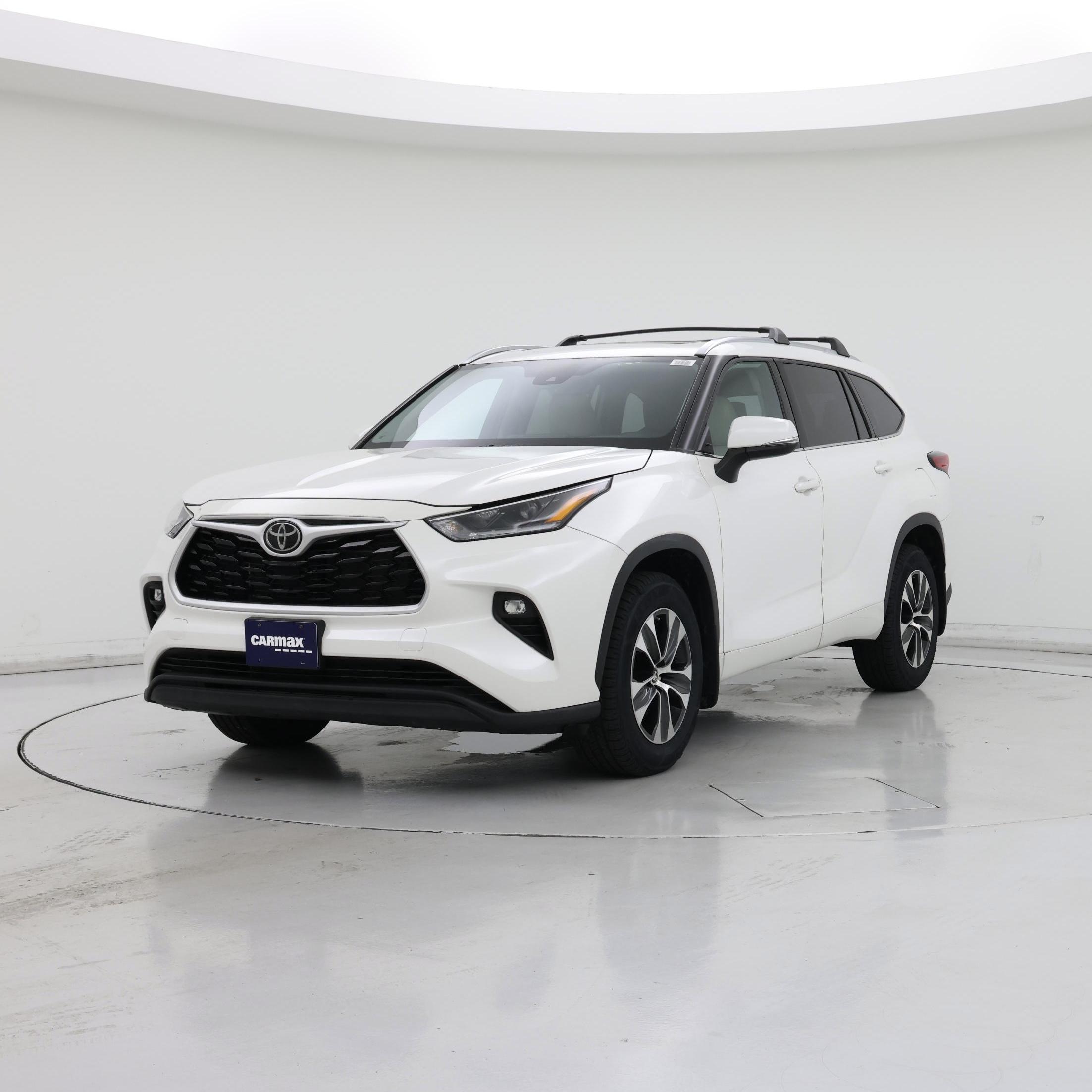 Thumbnail: 2021 Toyota Highlander - 4