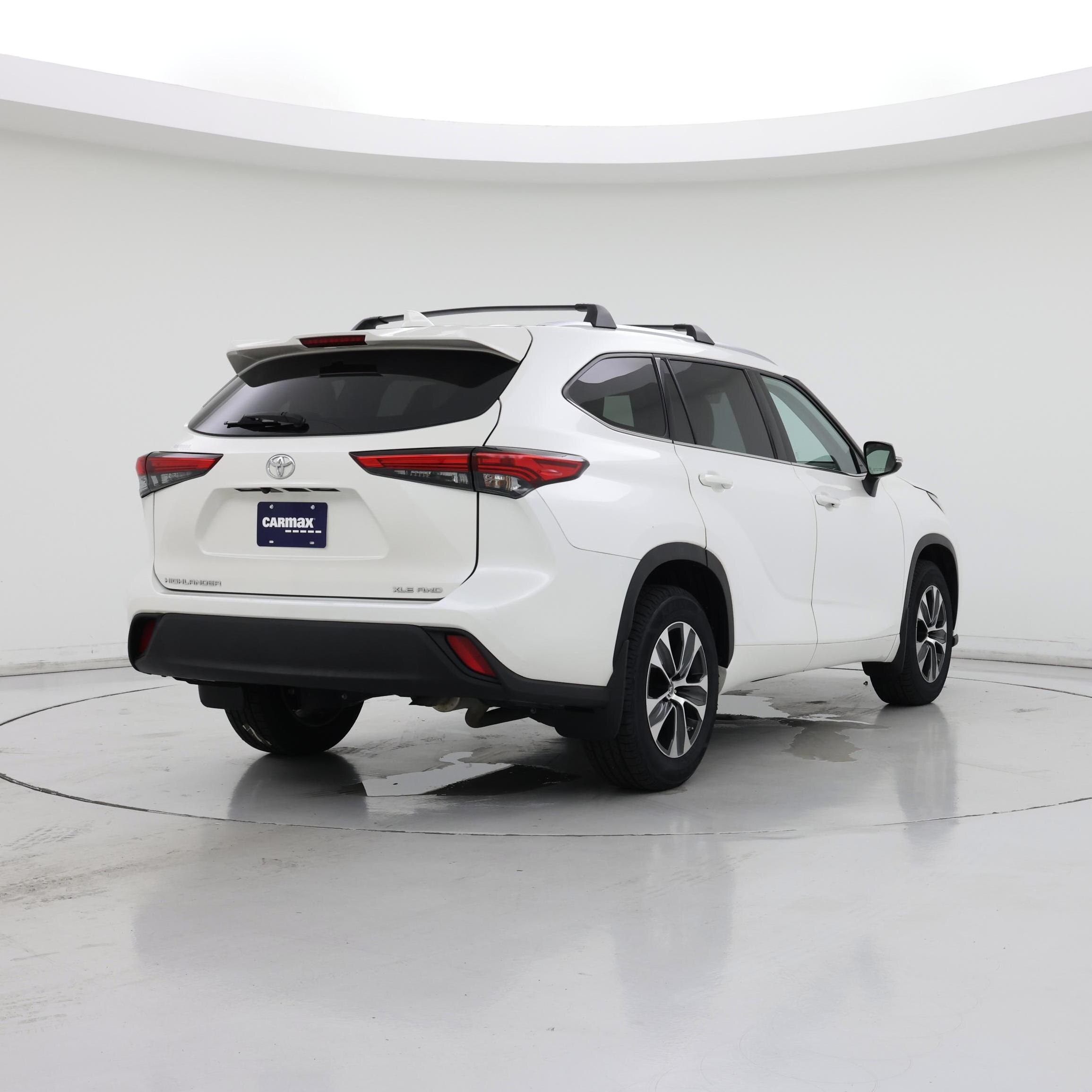 Thumbnail: 2021 Toyota Highlander - 8