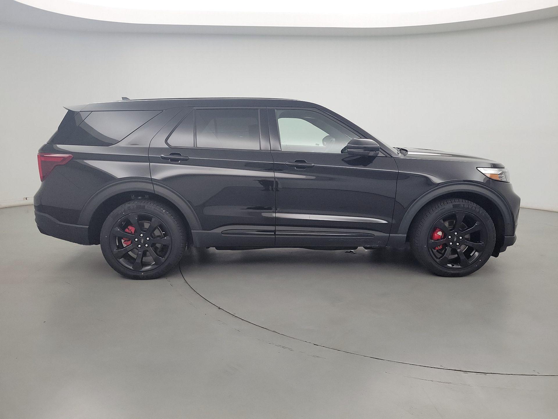 Thumbnail: 2022 Ford Explorer - 4