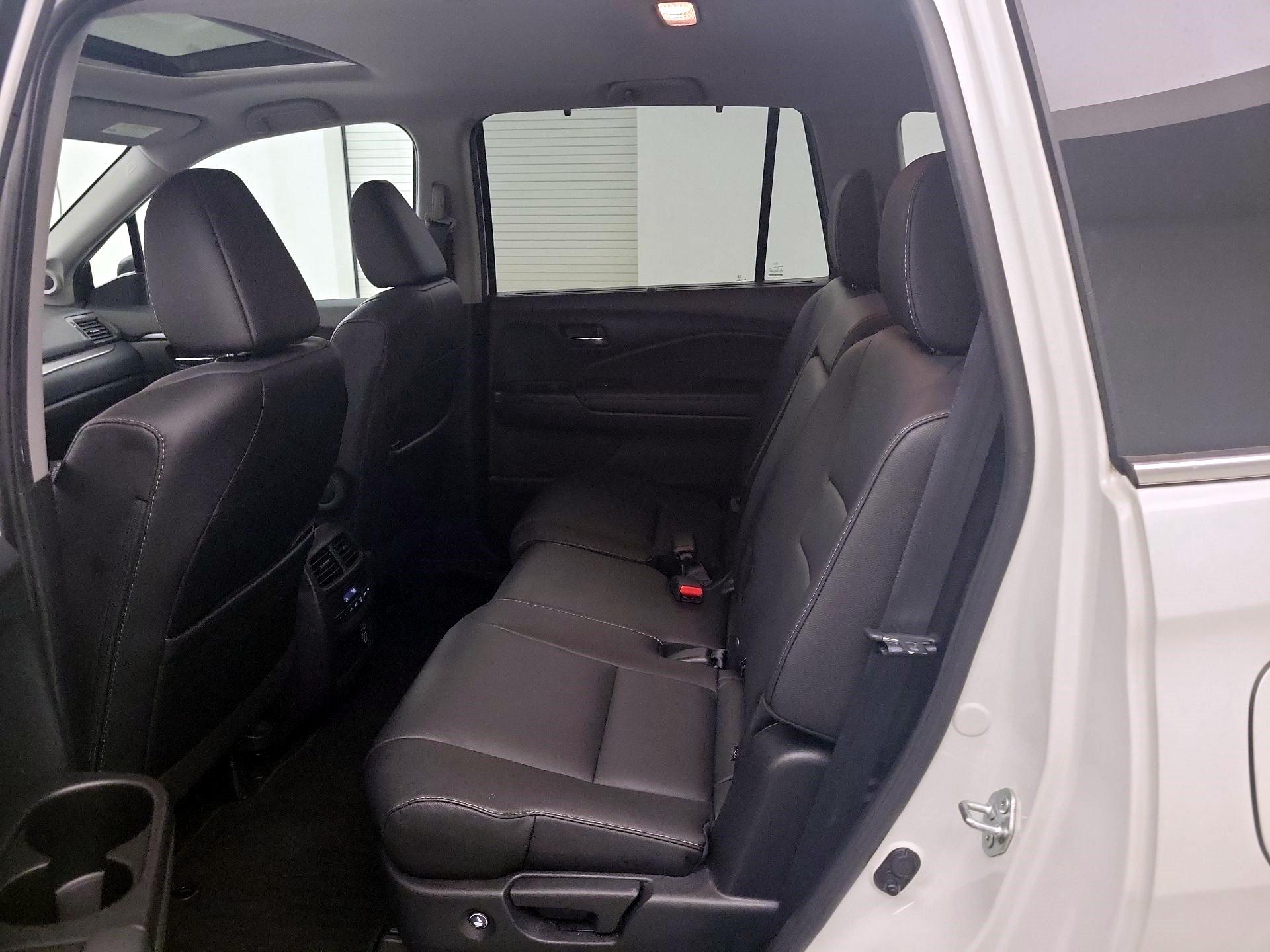 Thumbnail: 2021 Honda Pilot - 18
