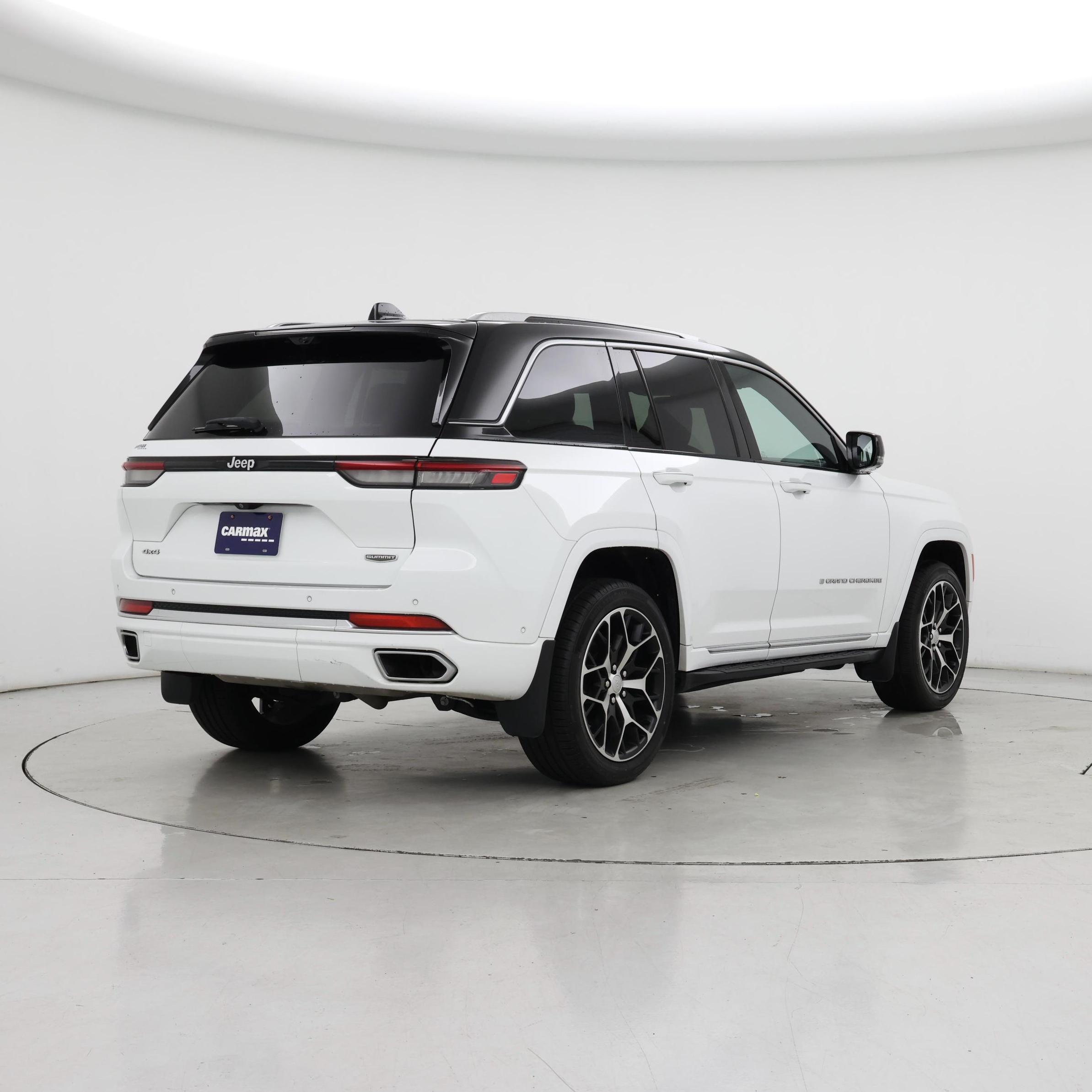 Thumbnail: 2022 Jeep Grand Cherokee - 8