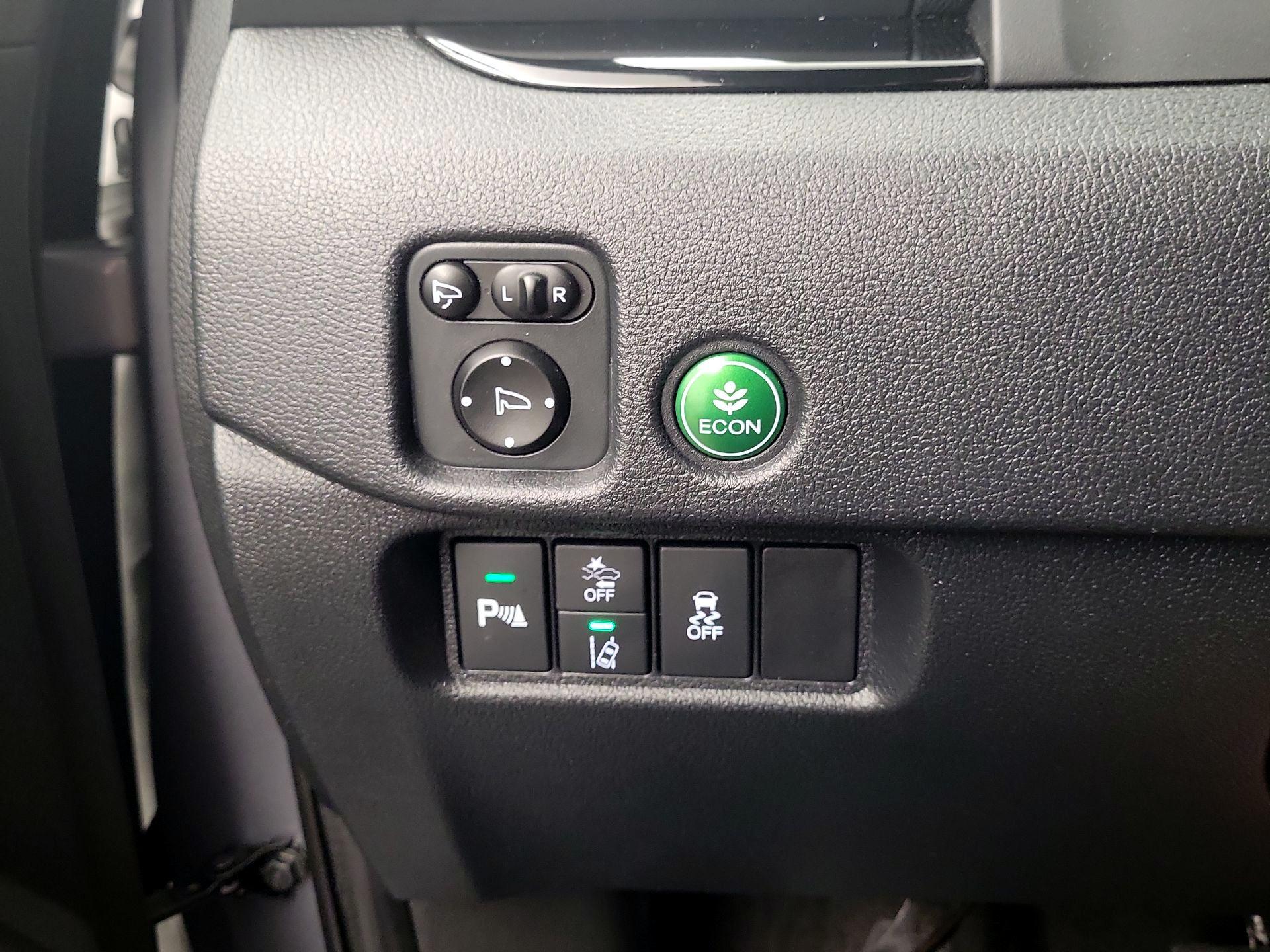 Thumbnail: 2020 Honda Passport - 13